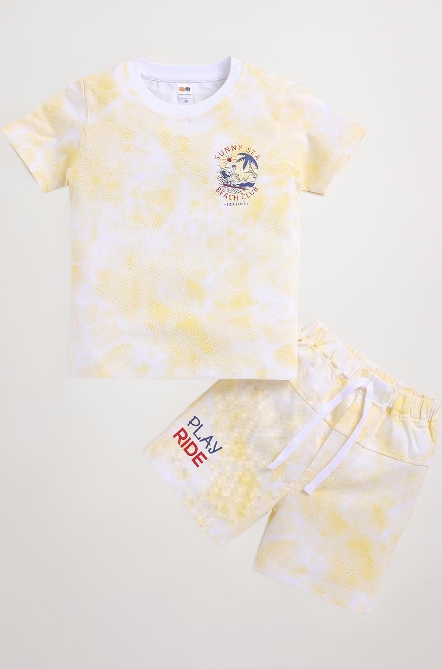 Pure Cotton Knee Length Half Sleeve All Over Printed Tee & Shorts Set - Yellow 0-6M