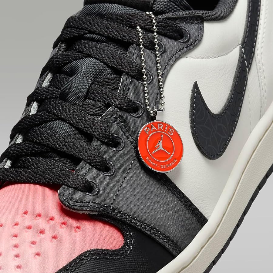 Amazon | [ナイキ] エア ジョーダン 1 レトロ ロー パリ