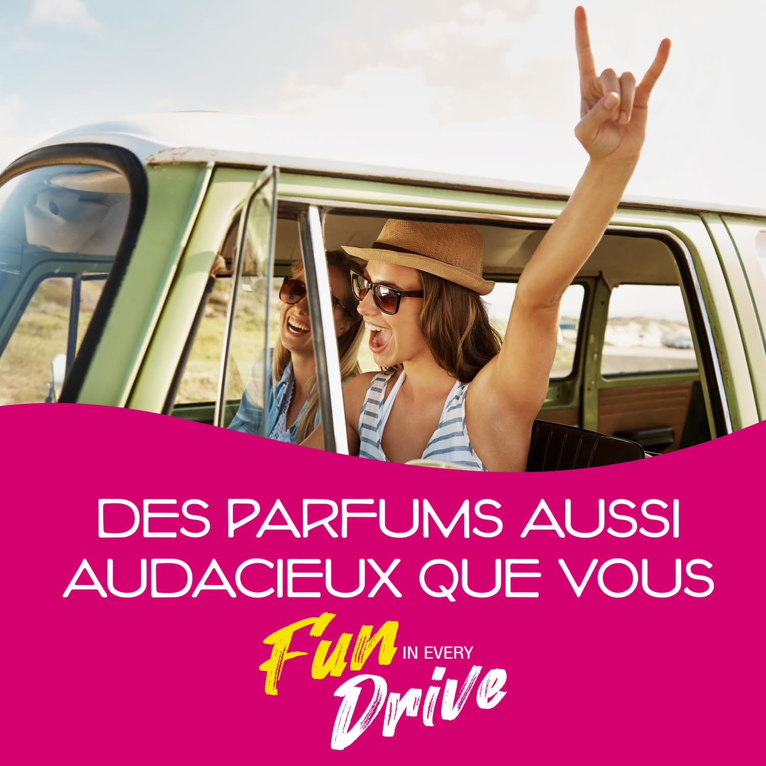 California Scents, Boite de Parfum Voiture, Lot de 12 Désodorisants Voiture Parfum Assortis, Accessoire de Voiture Pour Éliminer les Odeurs, Senteur Longue Durée et Ajustable