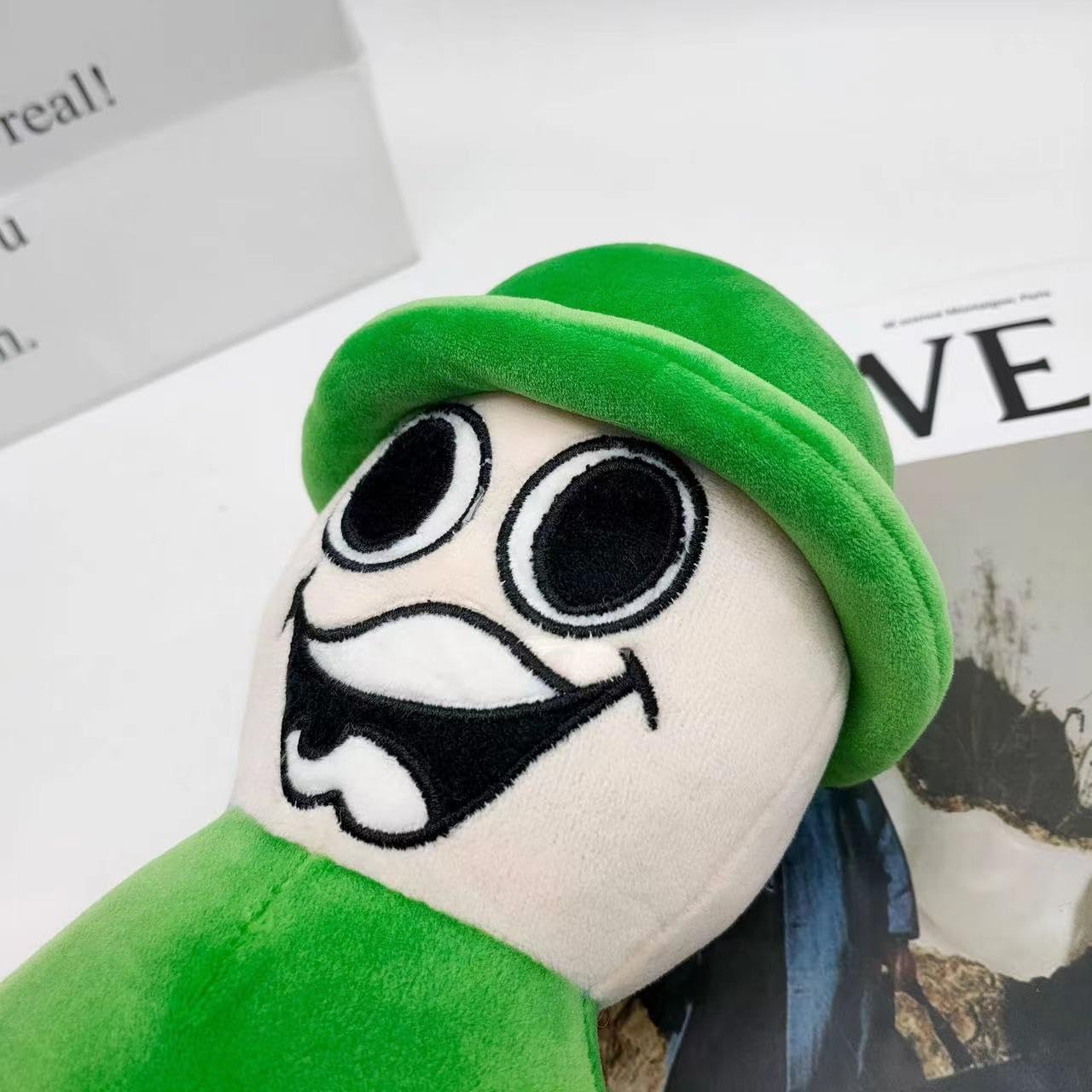 Amazon.co.jp: 7.85インチのデイブとバンビのぬいぐるみ。かわいい漫画