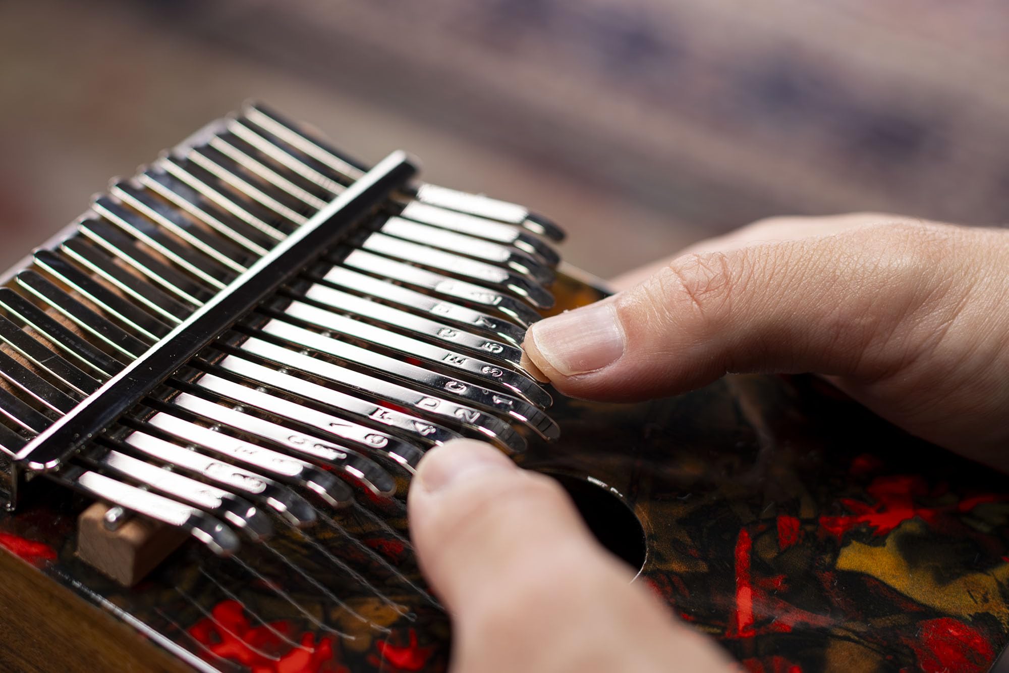 Meinl KA17LV Designer Sound Hole Kalimba Lava - Kalimba
