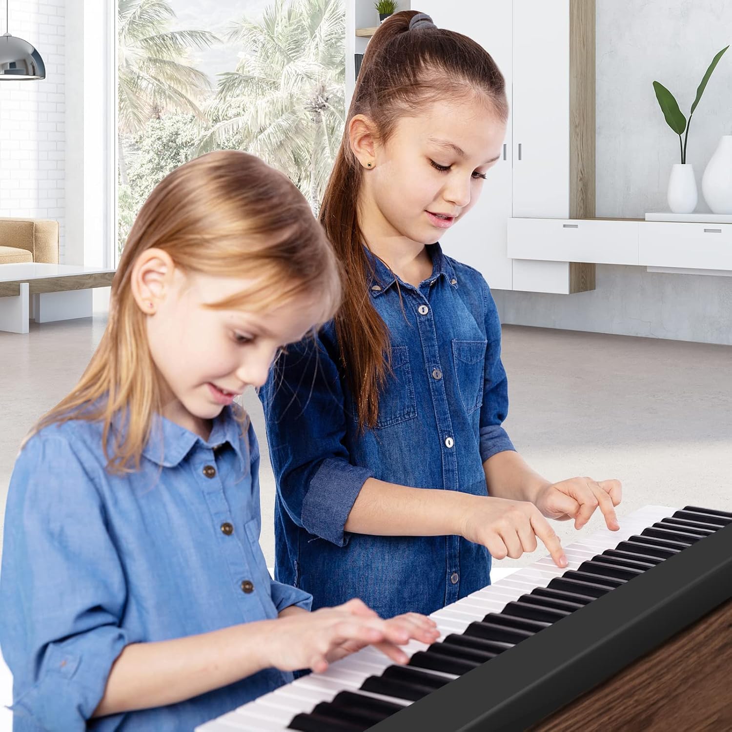 GOPLUS Piano Digital 61 Teclas Portátil, Piano Eléctrico Teclado Plegable con MIDI Bluetooth, 128 Tonos, 128 Ritmos, Pedal y Bolsa de Transporte, Piano Multifuncional para Niños y Principiantes