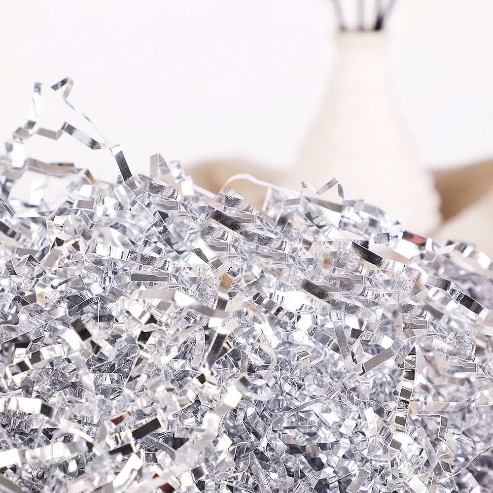 PLINJOY 0,9 kg Knisterschnitt-Papierschnipsel-Füllstoff für Geschenkkorb, geschreddertes Konfetti-Papierbox, Füllung, Osterkorb, Gras (Silber)