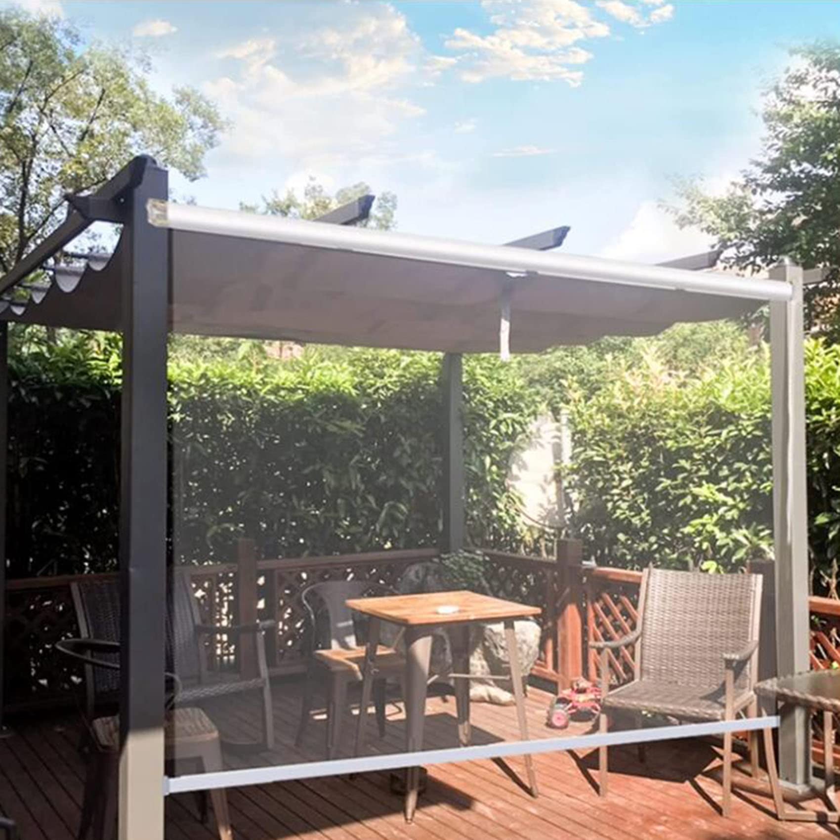 Store enrouleur extérieur transparent pour balcon et pergola