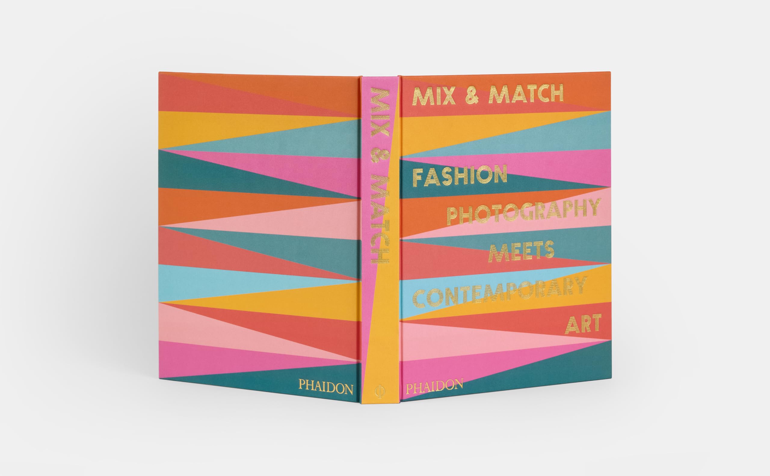 Mix and Match: Fashion photography meets contemporary art