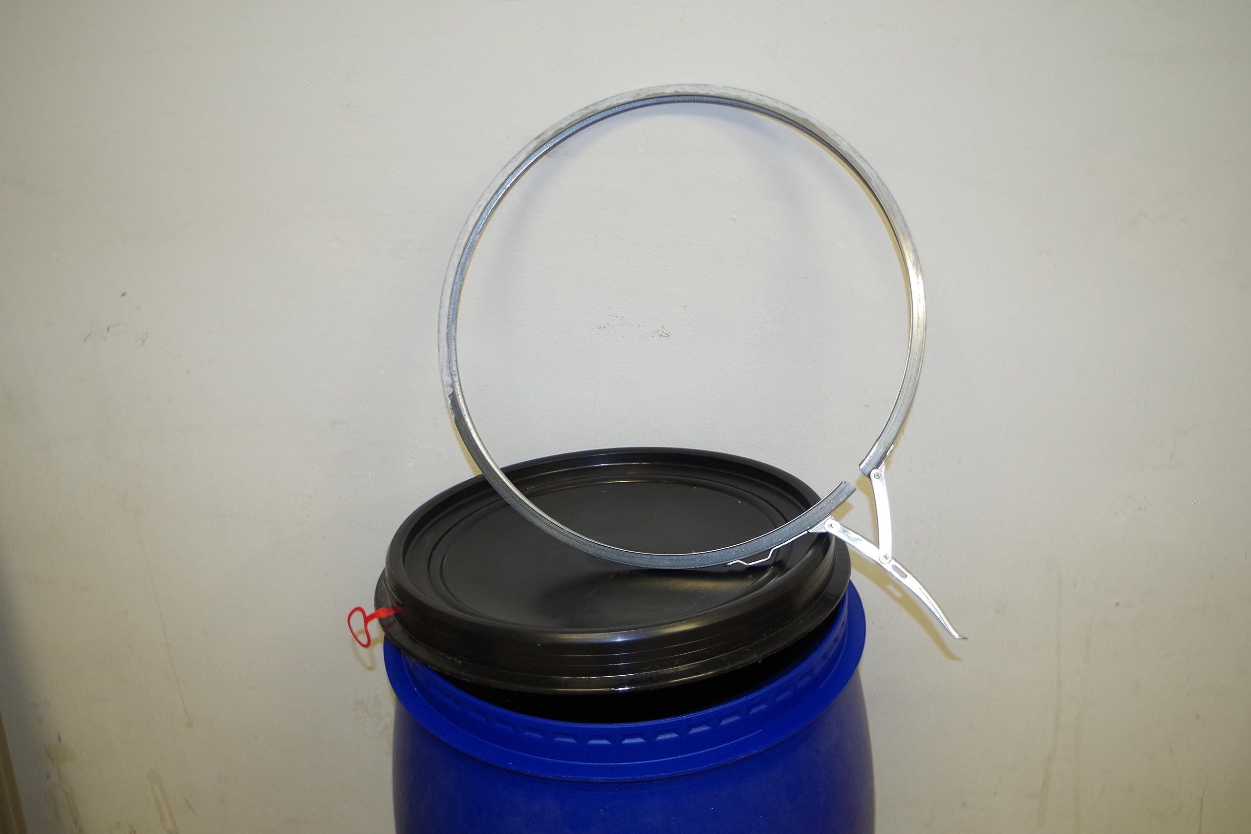Generico Fusto in polietilene ad Alta densità Certificato per Uso Alimentare a Chiusura ermetica (120 Litri)