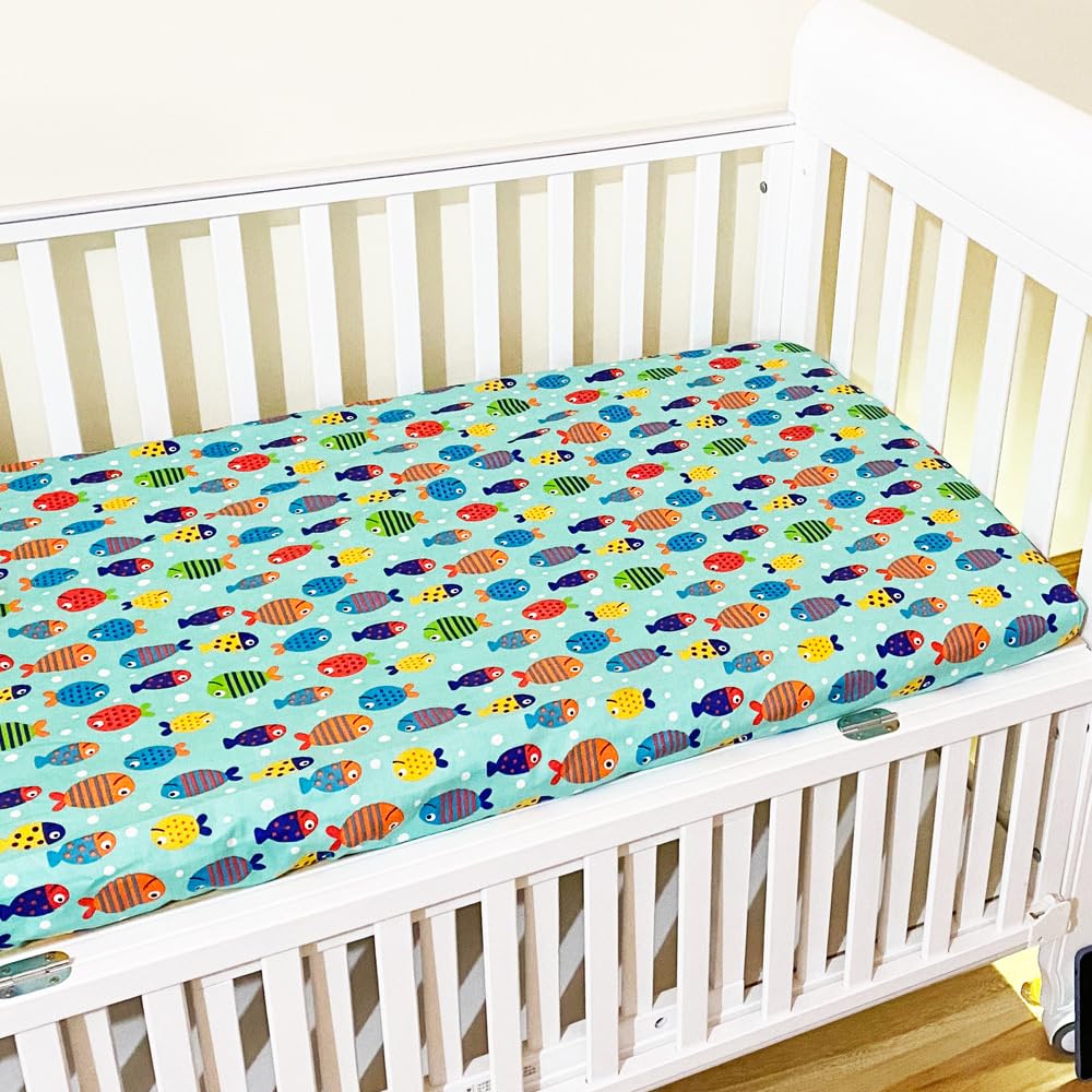 Odot Soft Cotton Cot Bed Sheets, Cartoon Bedside Cribs Fitted Sheets for Boys Girls, Newborn Bassinet Sheets, Baby Bed Sheets Stretch Edge Mattress Protector Easy Care (110x65cm,Colorful Fish 1)