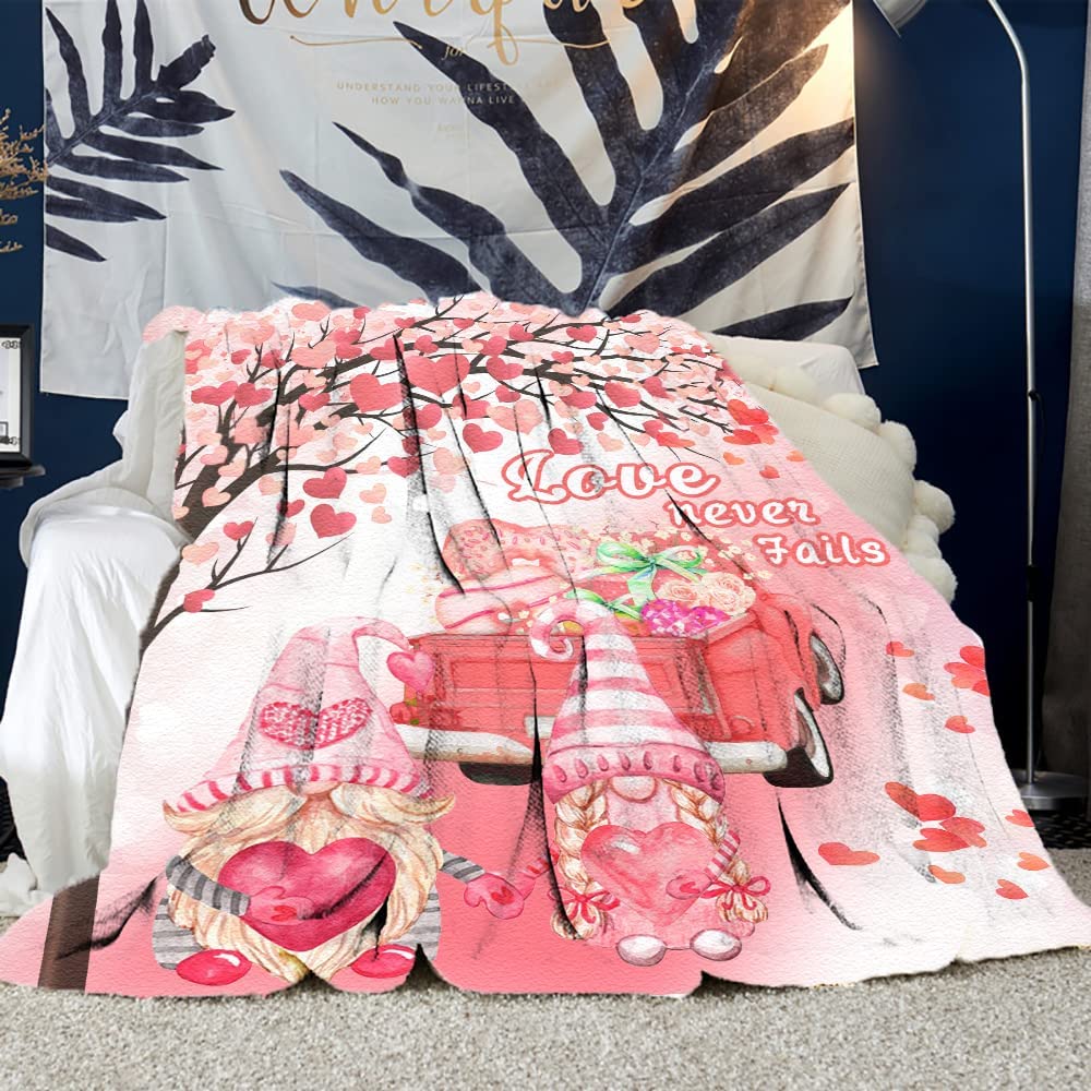 caicainiu Valentines Day Blanket Super Soft Flannel Fleece Throw Blankets Pink Red Love Heart Gnomes Truck Blanket Cozy Warm Fuzzy Plush Microfiber Blankets for Couch Bed Sofa Valentines Day Decor