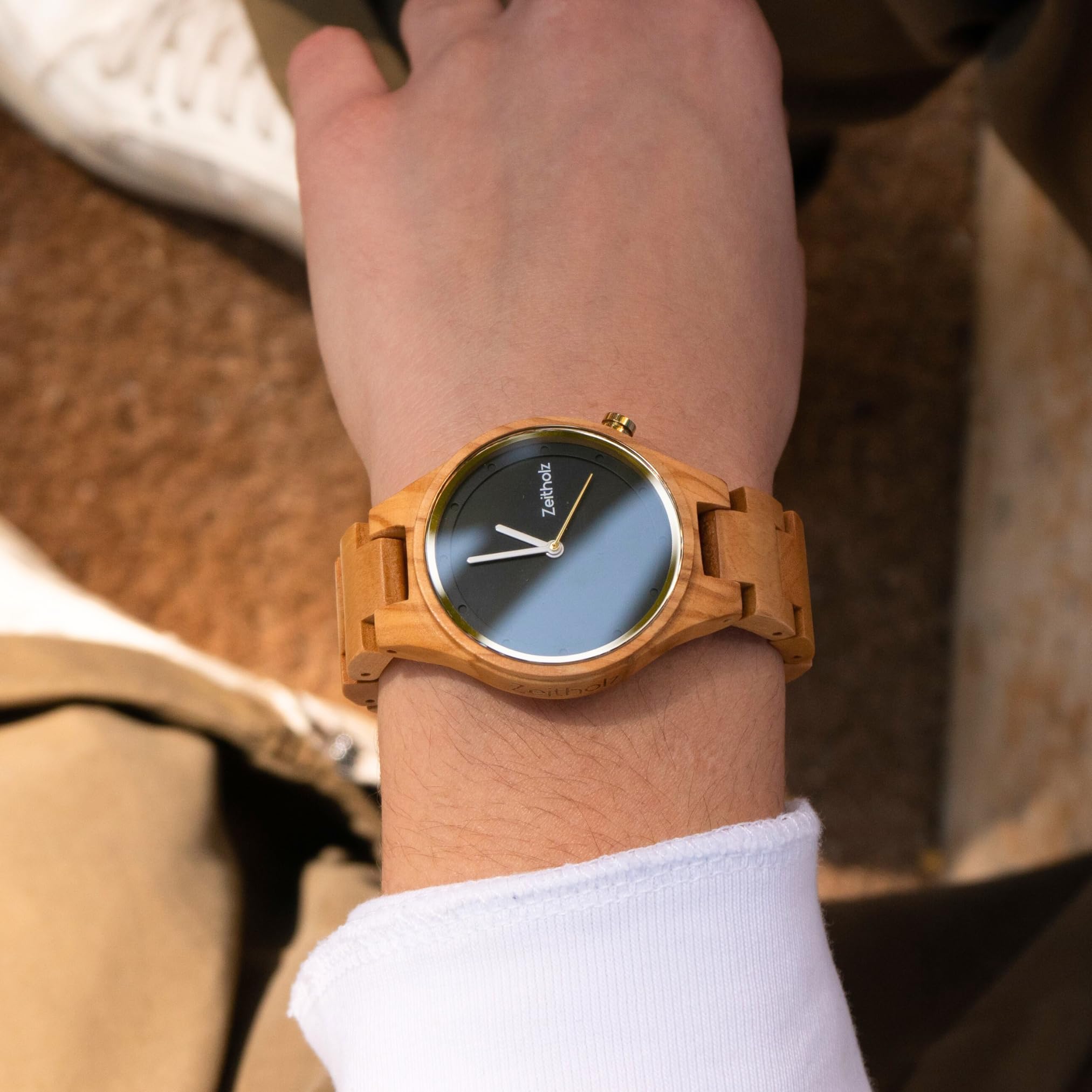 Holzuhr Damen, Armbanduhr, Holzband, Analog, Quarz, Neue Stolpen Kollektion 36mm, 100% Naturholz mit Japanischem Quarzwerk. Minimalistisches Und Sportliches Design