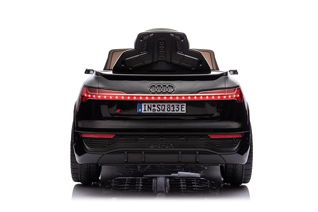 Foto 4 de 8 de FINOOS Coche eléctrico para niños Audi SQ8 e-Tron 12 V con Mando a Distancia de 2,4 GHz, bocina, LED, música
