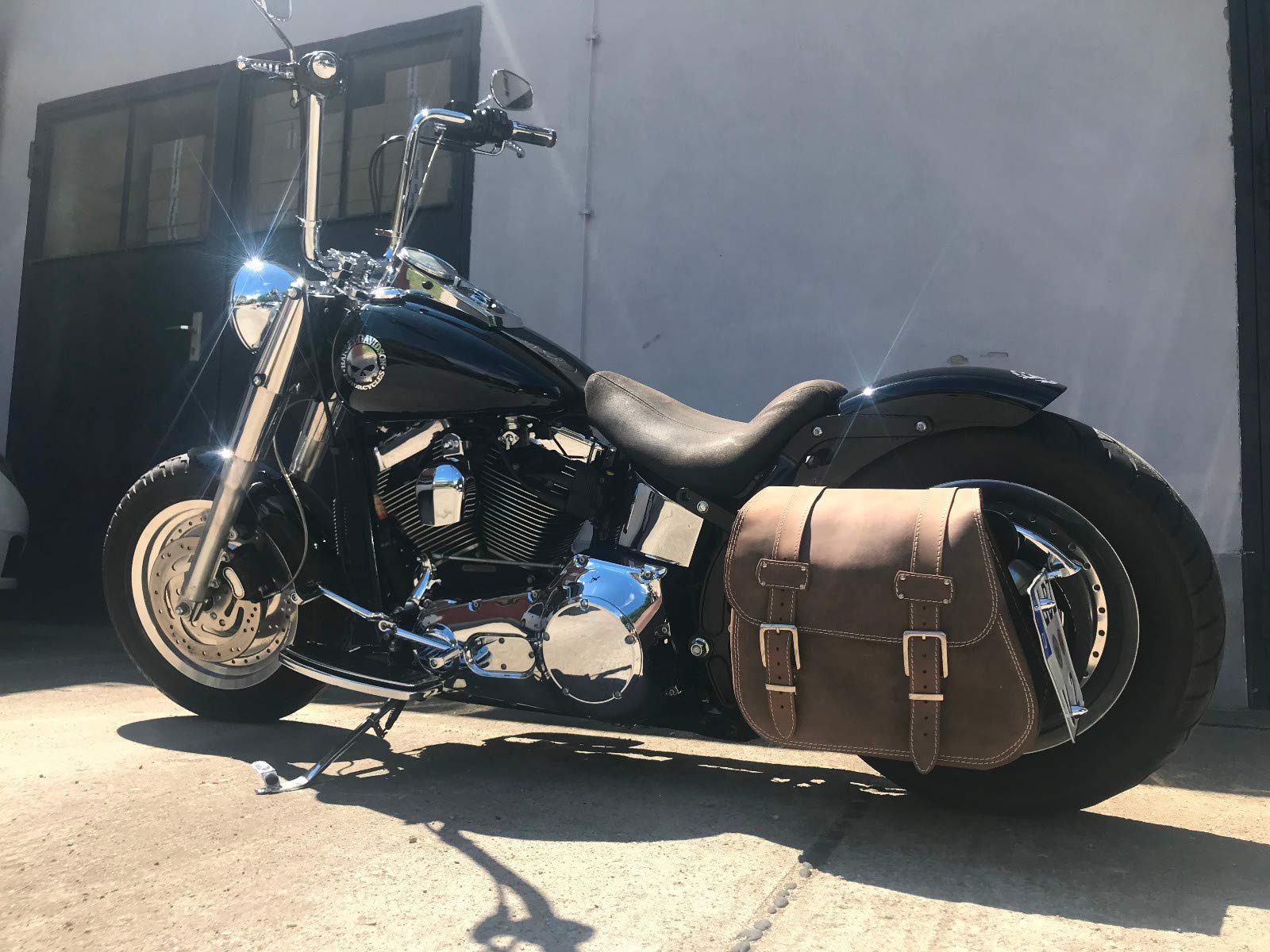 Support Sacoche de Selle Compatible avec HD Softail Fatboy Harley Davidson Mauvais Côté 1997-2017 Revêtement à la Poudre Hertage Deluxe Twin Cam Evolution Evo XL Caisson Poche Latérale