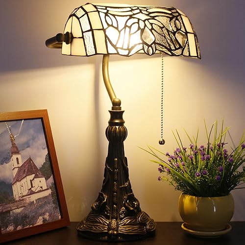 Tiffany Banker - Lámpara de mesa pequeña con vitrales, estilo Tiffany, luz de piano, blanco, estilo curvado, lámpara de escritorio, ángulo