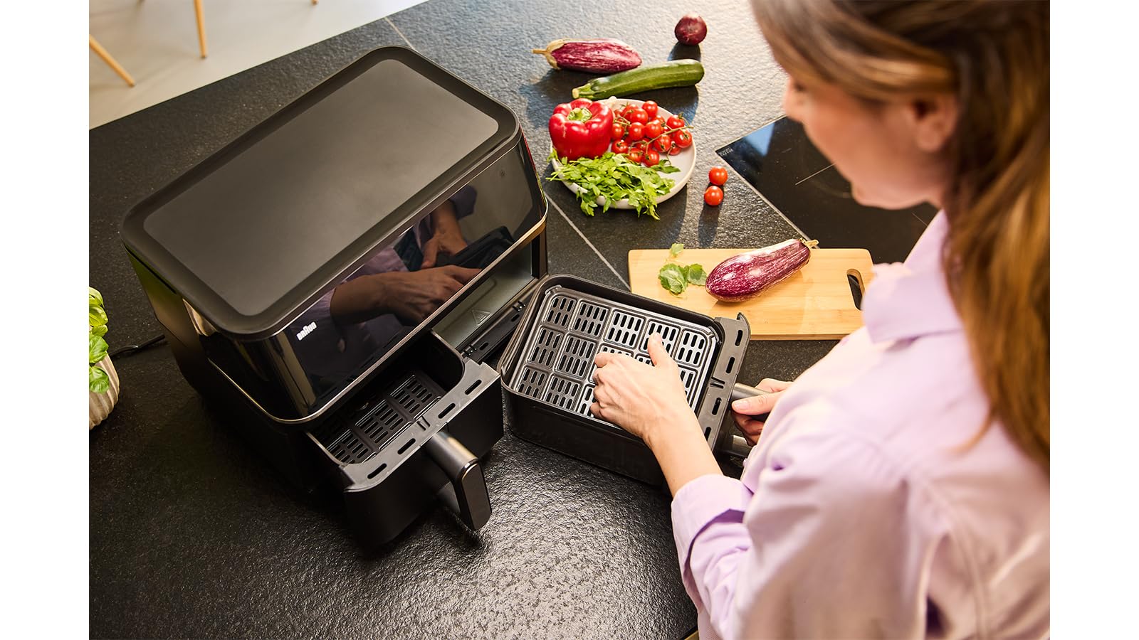 Braun TwinCook 5 TD5030IBK, Heißluftfritteuse mit 10L Fassungsvermögen, 80-200°, PFAS-freie Keramikbeschichtung, RealAir Technology, 8 Programme, Touch Control, spülmaschinenfest, 2400W, Schwarz