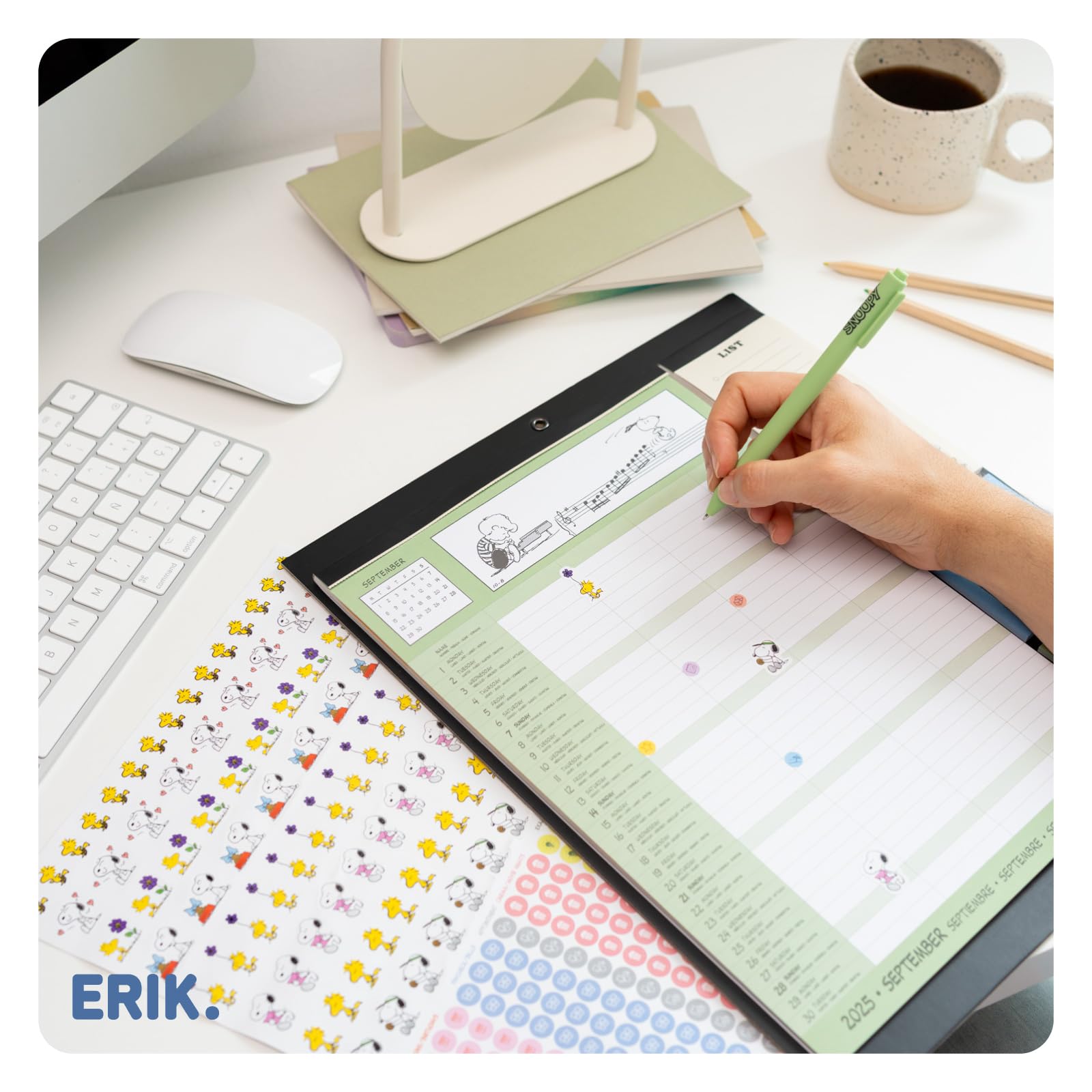 Calendario Magnetico Nevera 2026 Snoopy - Calendario Familiar 2026 pared : Planificador mensual con Iman | Incluye Pegatinas, Notas Adhesivas y Cuelga Fácil [16 MESES]