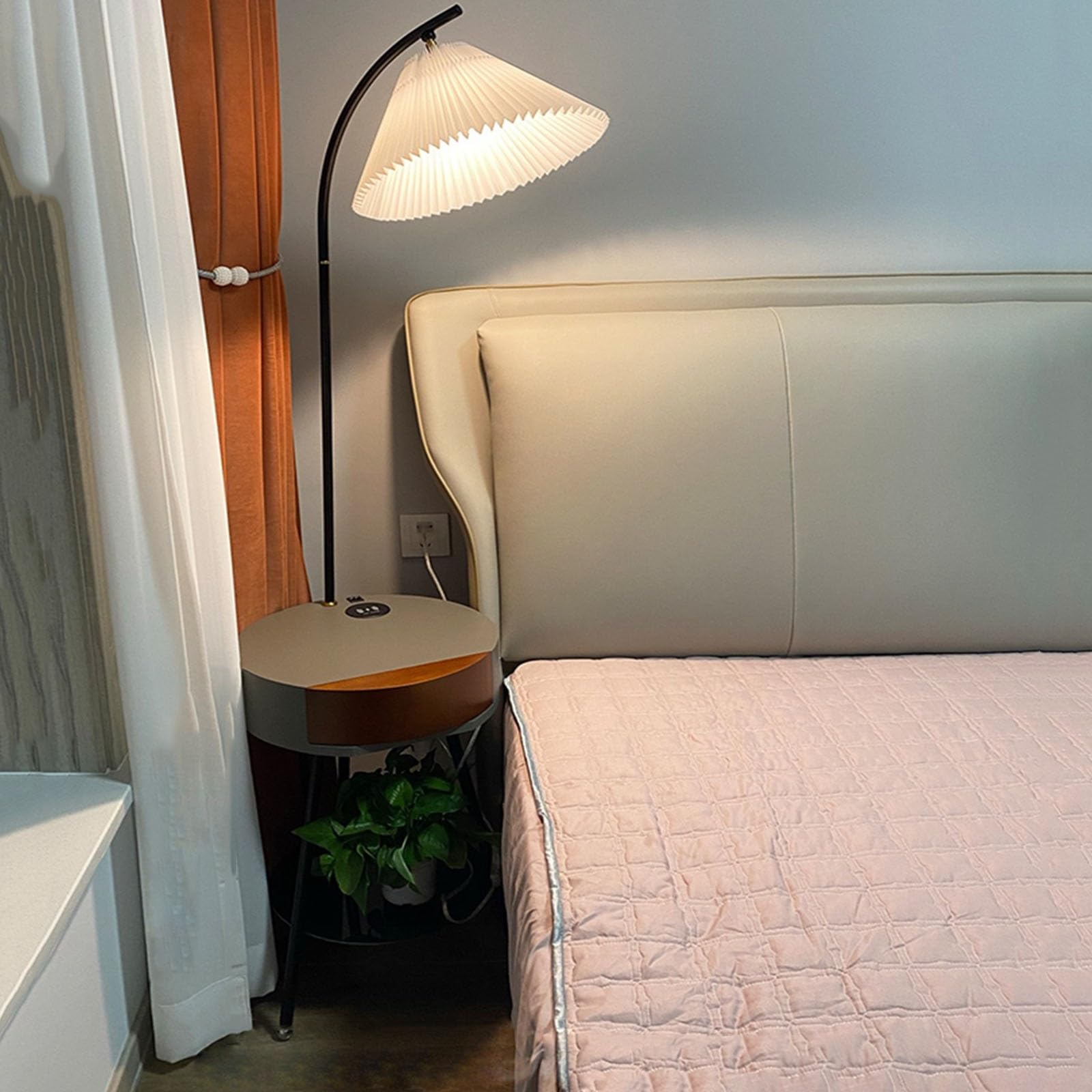 Stalowe lampy lampy stojące ze stołem, zagłówkiem Porty USB do stacji ładującej, szuflada na stolik nocny do salonu, sypialni, mieszkania Dekoracja (Świnka)