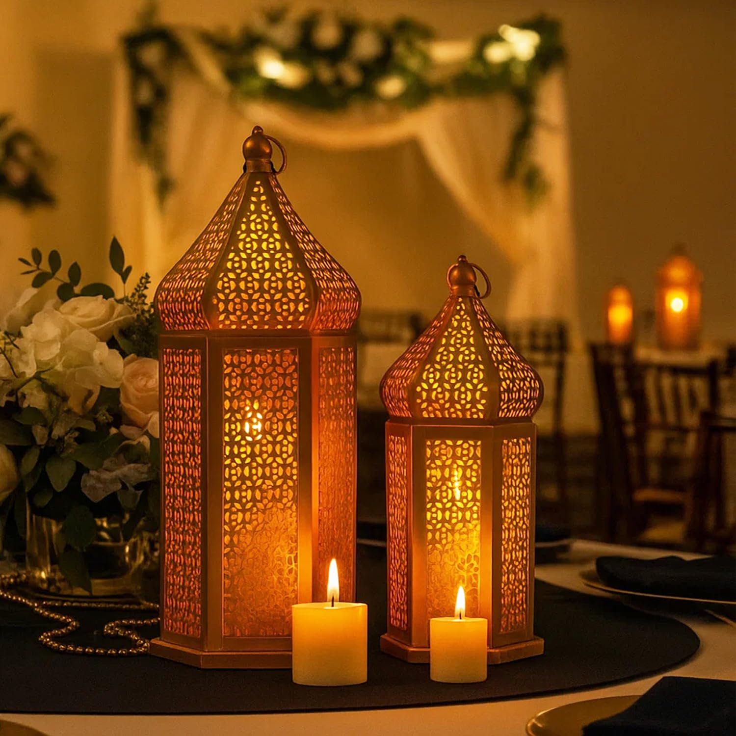 Vela Lanterns Temple Tower - Portavelas decorativo grande marroquí para Ramadán, patio, decoración del hogar, bodas, dorado, juego de 2 faroles | Decoraciones de Ramadán para el hogar, portavelas islámico Eid para centros de mesa o colgar, 11 y 15.25 pulg