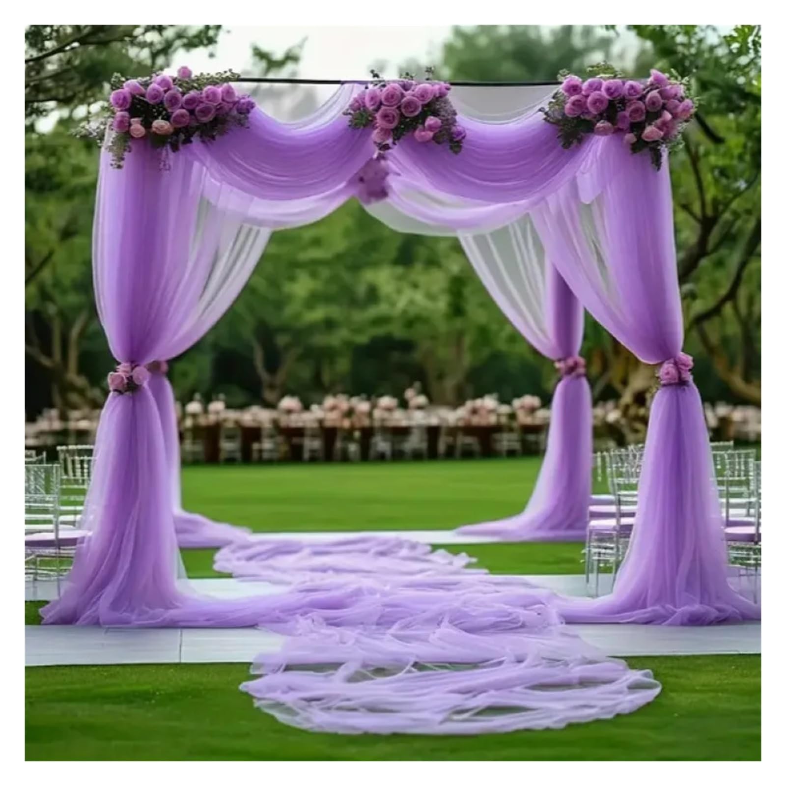 Voilage de plafond mariage en tulle fluide pour sublimer une tonnelle de réception