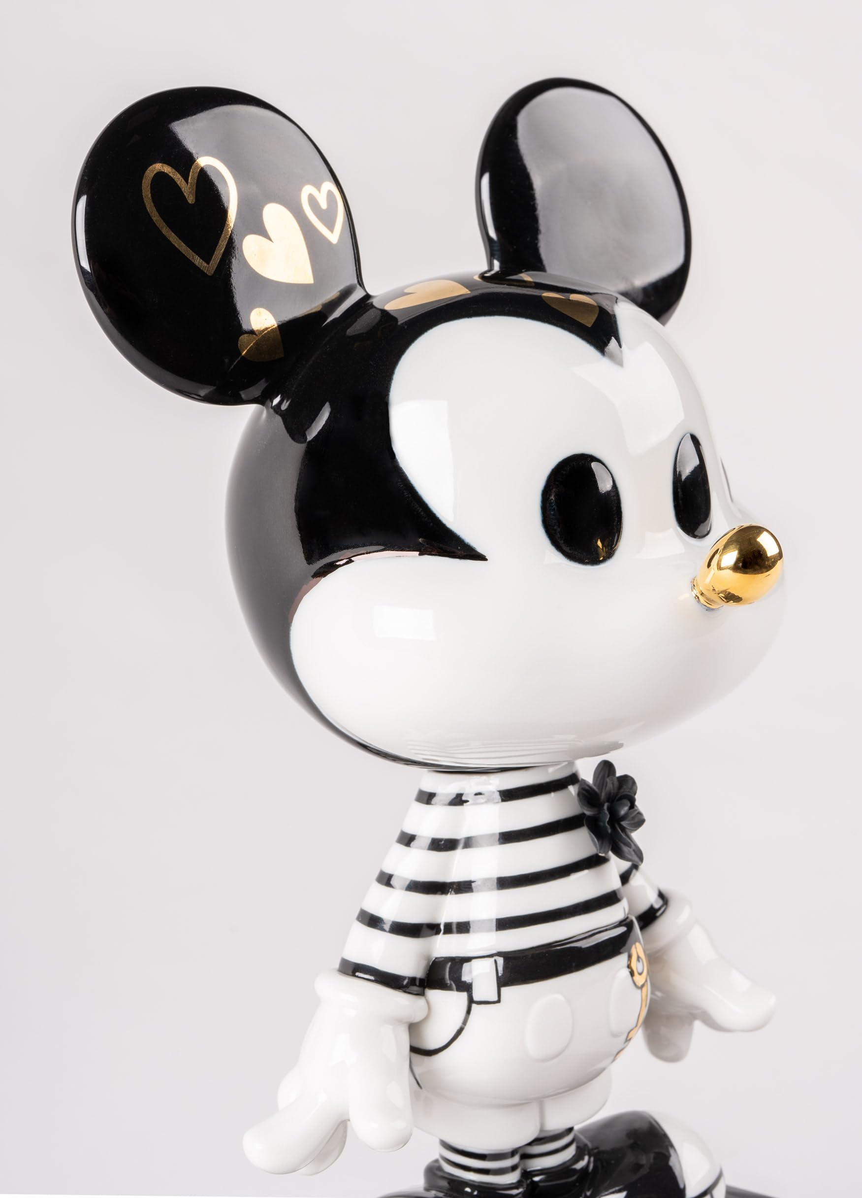 ミッキー　LLADRO Amazon.com: Lladró Lladro Mickey in Black and White