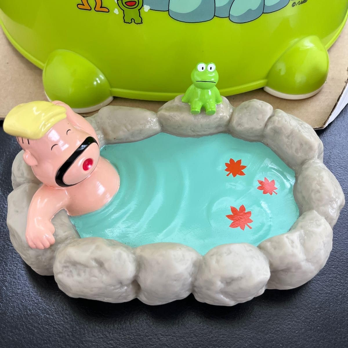 Amazon｜カールおじさん お風呂 温泉 椅子 風呂桶 石鹸置き｜ソープ