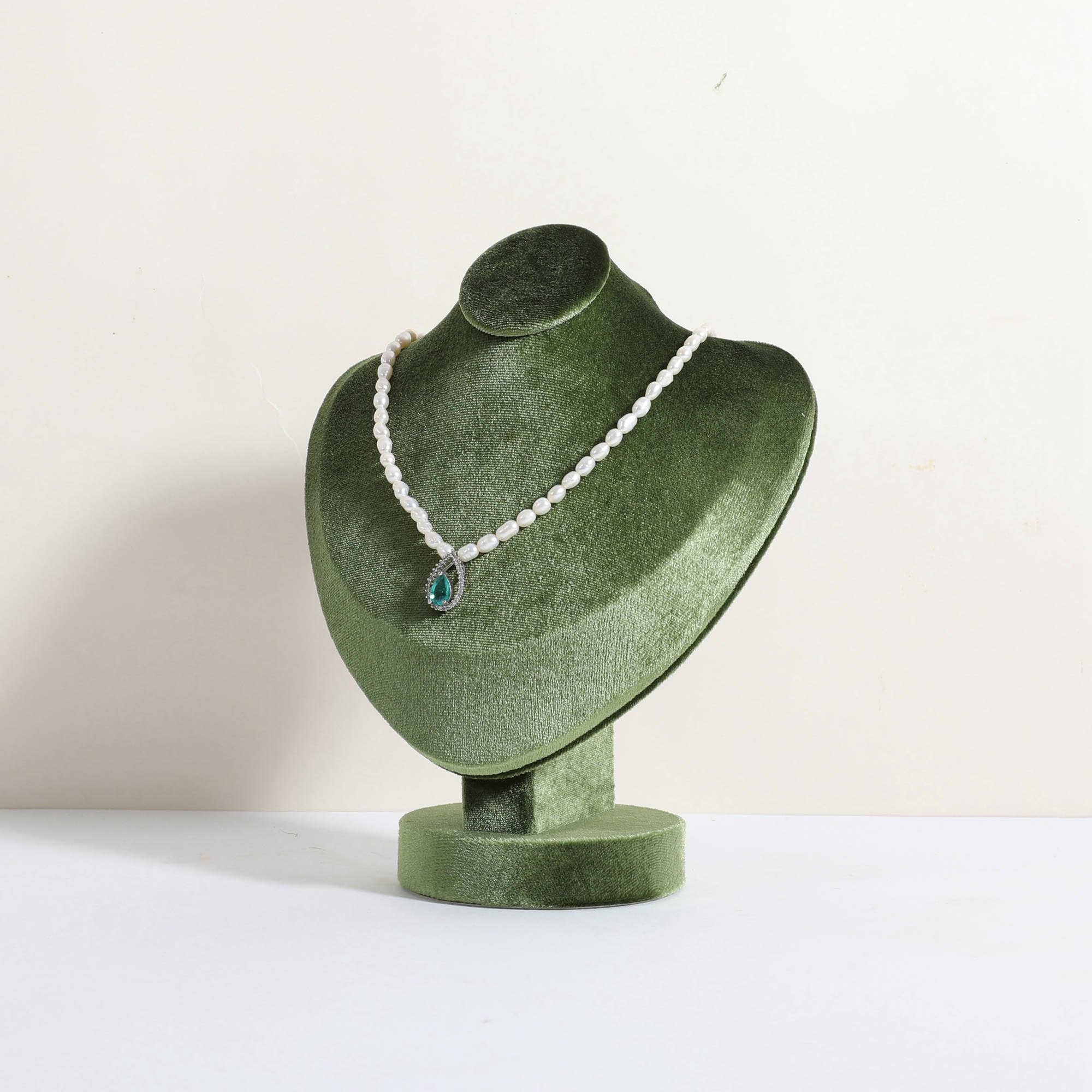 Gemeshou Green Velvet Necklace Display Stand For Selling, Necklace Holder Stand, Cute Necklace Bust Jewelry Mannequin For Show【Green】