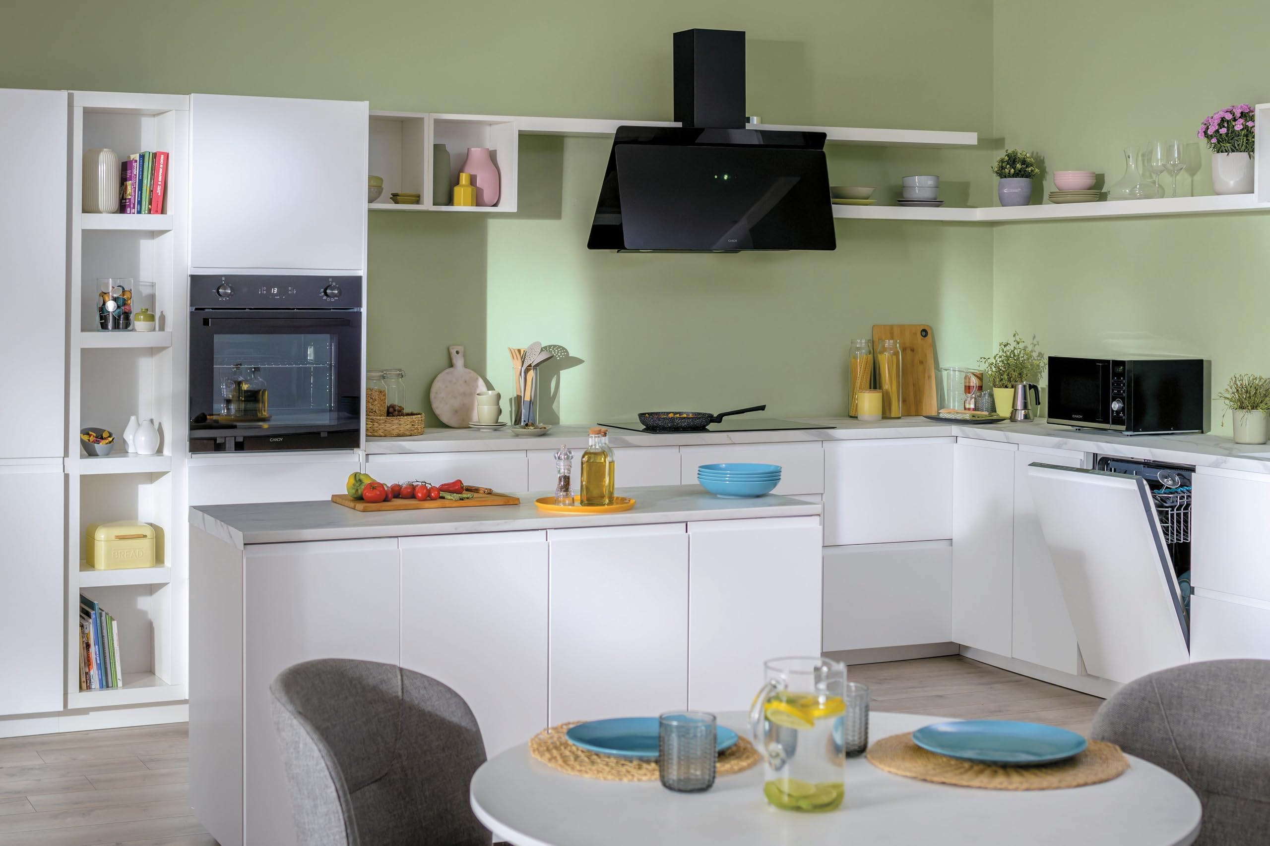 Candy Moderna Forno a Microonde con Grill, 25 Litri, 900W, 40 Programmi, 6 Livelli di Potenza, Funzioni Defrost e Autoclean, App hOn, Libera Installazione, 48,3 x 42 x 28,1 cm, Nero - CMGA25TNDB