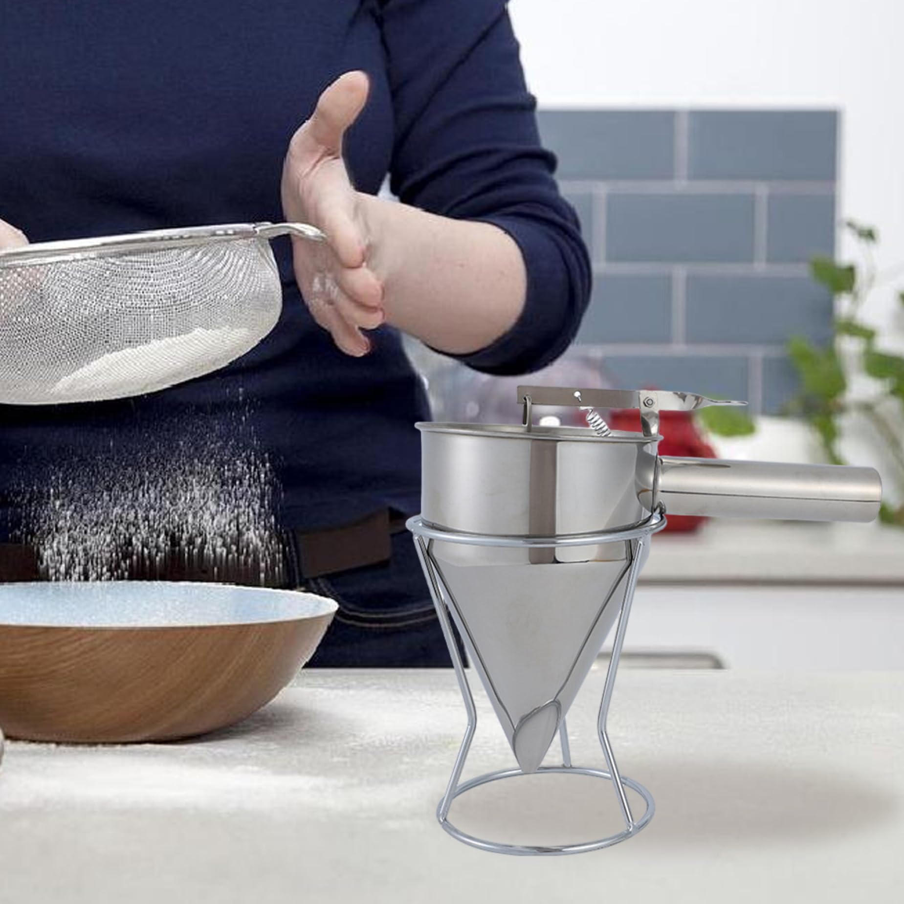 Pancake Batter Dispenser, Hand-held Funnel Cake Dispensers with Stand, Sturdy Stainless Steel Baking Tool for Cupcake, Waffles, Muffin Mix, Crepes, Cake