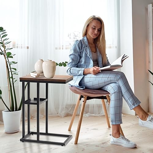 Miniatura 8 de Fbrand Mesa auxiliar en forma de C, mesa auxiliar marrón con diseño de dos capas con estante de metal, mesa auxiliar pequeña para espacios pequeños,