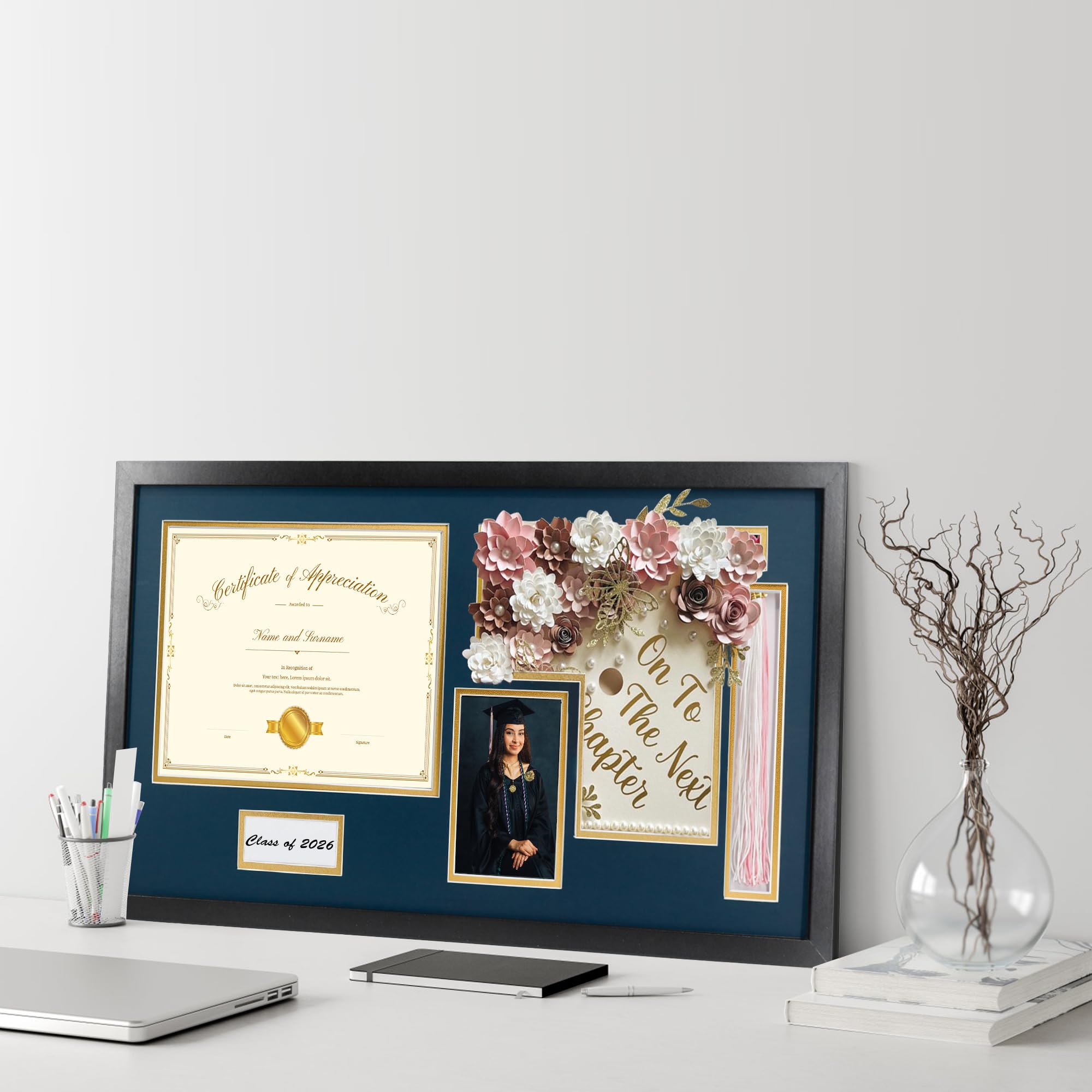 Diplomrahmen mit Abschlusskappe und Quastenhalter, für 21,6 x 27,9 cm große Diplome und 10,2 x 15,2 cm große Fotos mit MDF-Holz und Plexiglas, marineblau über goldfarbener Matte für Wand,