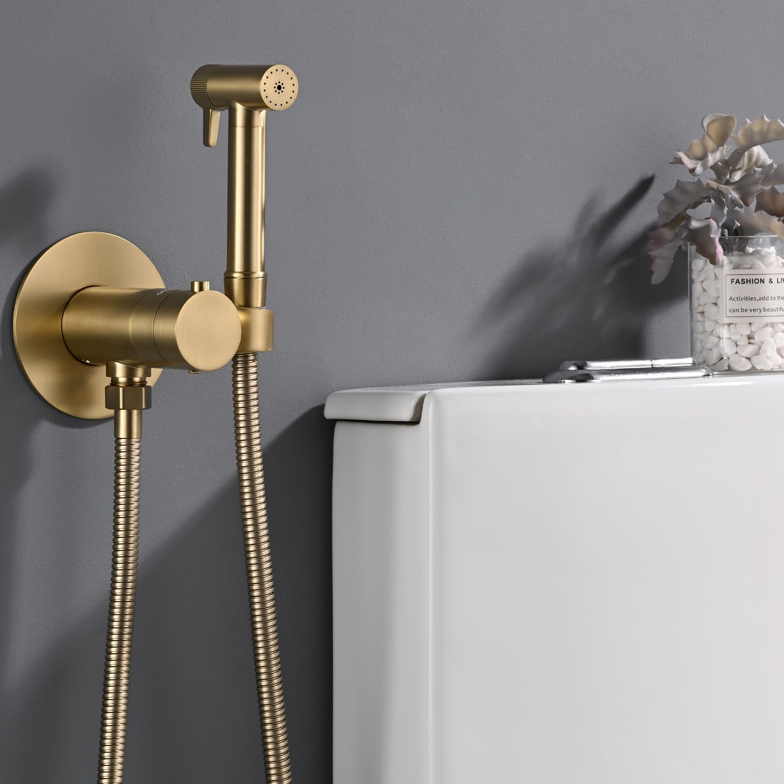 Doccetta per Bidet Termostatico, Ottone Spruzzatore per Bidet Oro Spazzolato Idroscopino per WC, con Spruzzatore a Doppia Funzione in Ottone, 1.2M Tubo Doccia