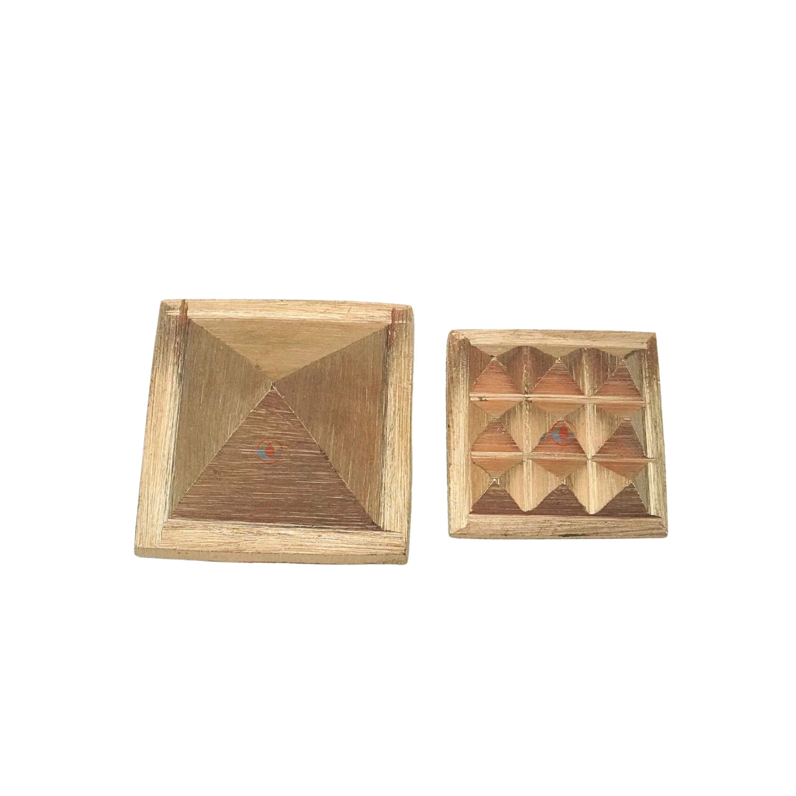 REMEDYWALA Vastu Copper Pyramid with Base 9 Pyramid Plate | South East Vastu Dosha Remedies | Size 3.5CM Approx. Copper Model