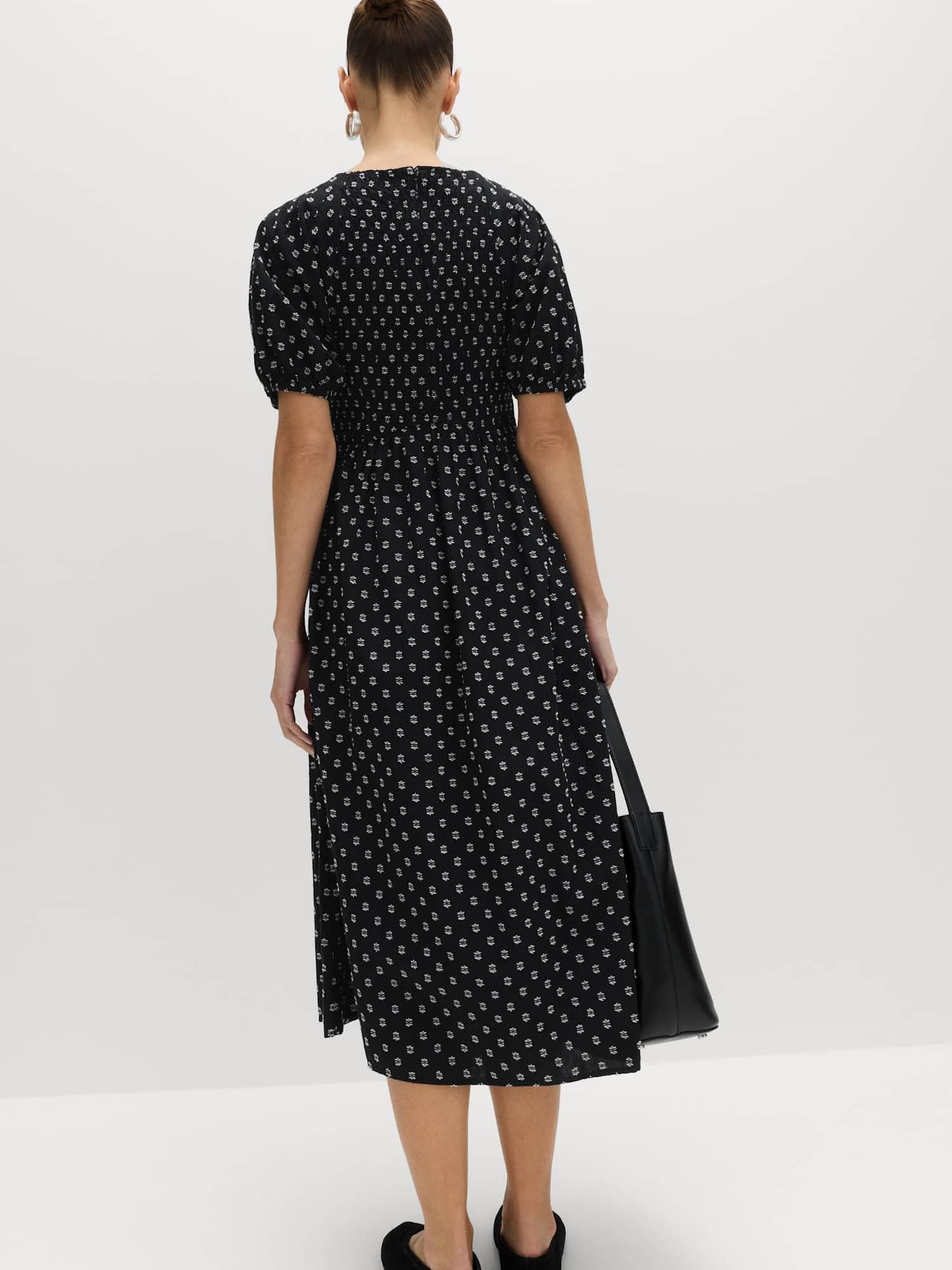 Marks & Spencer Robe en Coton à Taille ajustée, Manches Bouffantes et imprimé