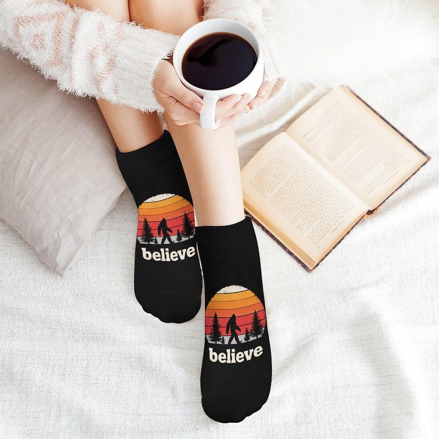 Vintage Bigfoot Sasquatch Socks for Men Women 5 Pairs Ankle Socks