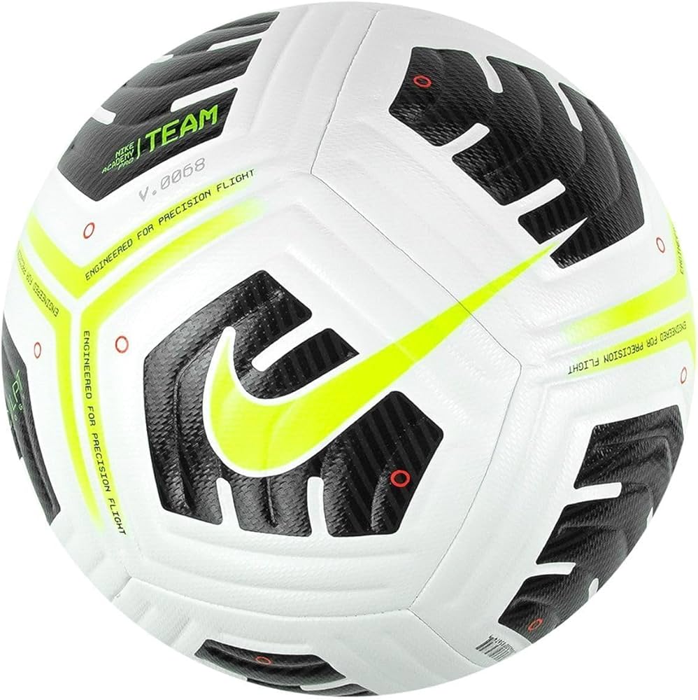 Amazon.co.jp: Nike アカデミープロ - チーム FIFA Sz 5 サッカー