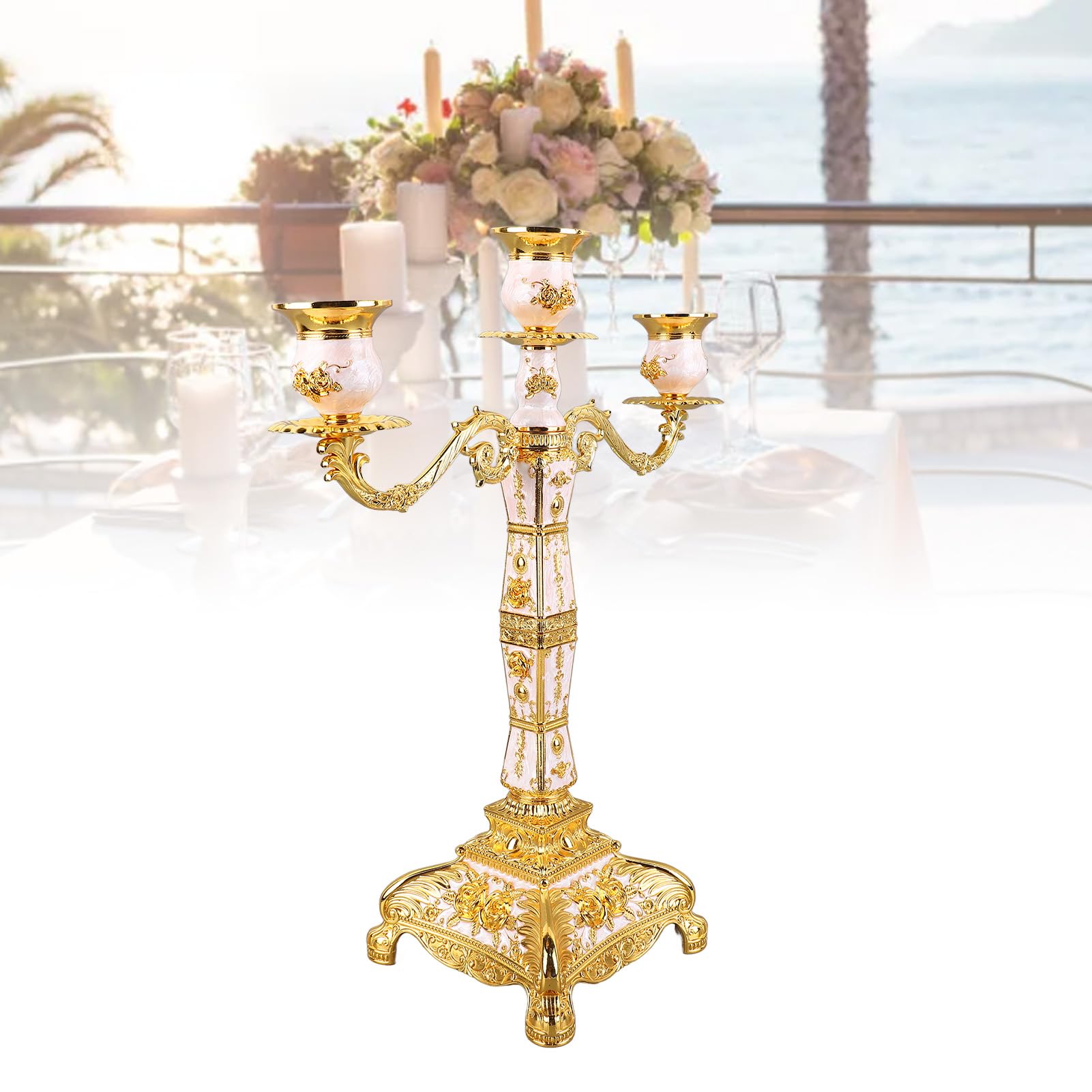 Metallkandelaber im europäischen Stil, Kerzenhalter mit Metallarmen, romantischer, eleganter Kerzenhalter für Hochzeit, Esstisch, Party, Heimdekoration (DREI Köpfe in Gold und Weiß)
