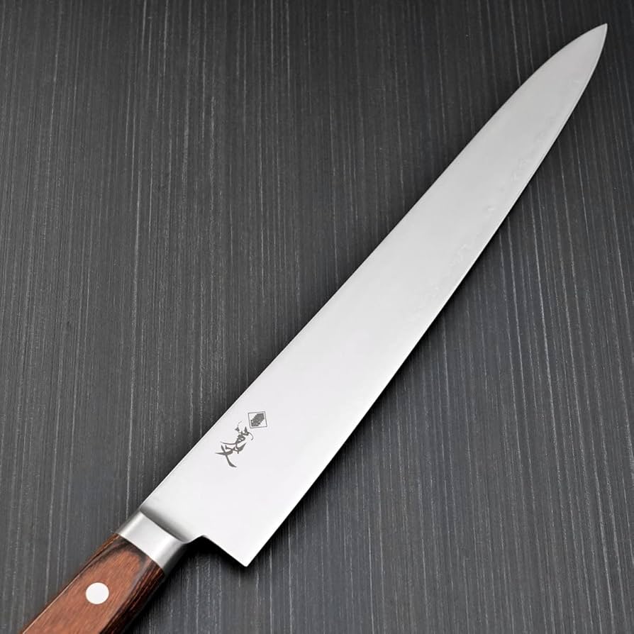 日本製 青紙スーパー鋼割り込み筋引き包丁240mm 樫木八角柄 柳刃