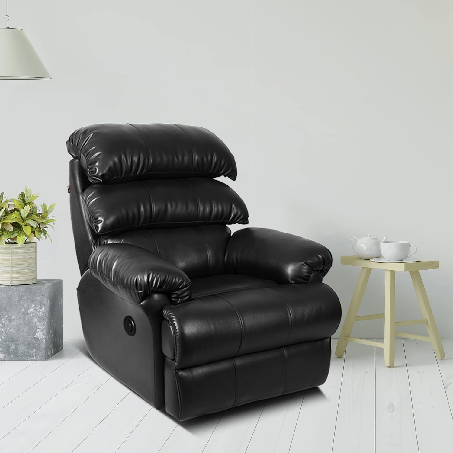 Little Nap Recliners Otium Single Seater Motorised Recliner (Black