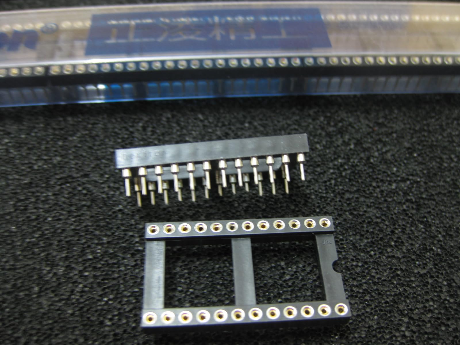 Wiring Connecting Terminals - IC Socket Connector 24P Gold Foot DIP 100-246-100-1301-00