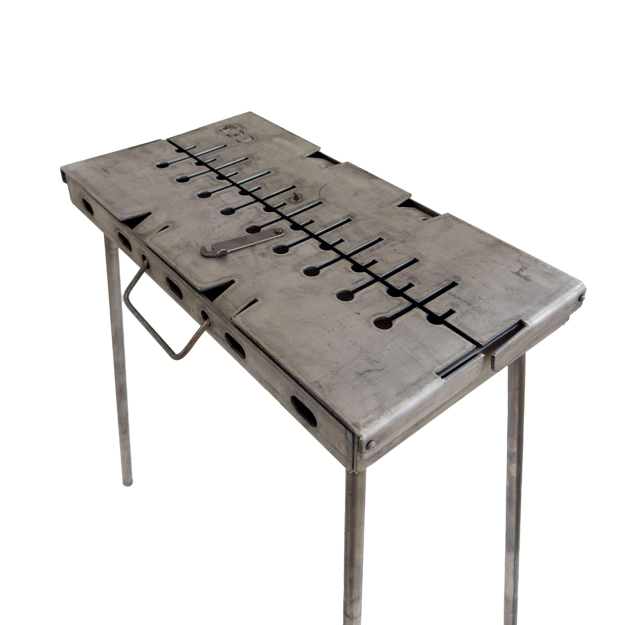 Faltbarer Schaschlikgrill „Verstärkt“ für 10 Spieße – Holzkohlegrill aus 3 mm Stahl, kompakt als Koffer faltbar, stabile Bauweise, ideal für Garten, Camping & Picknick