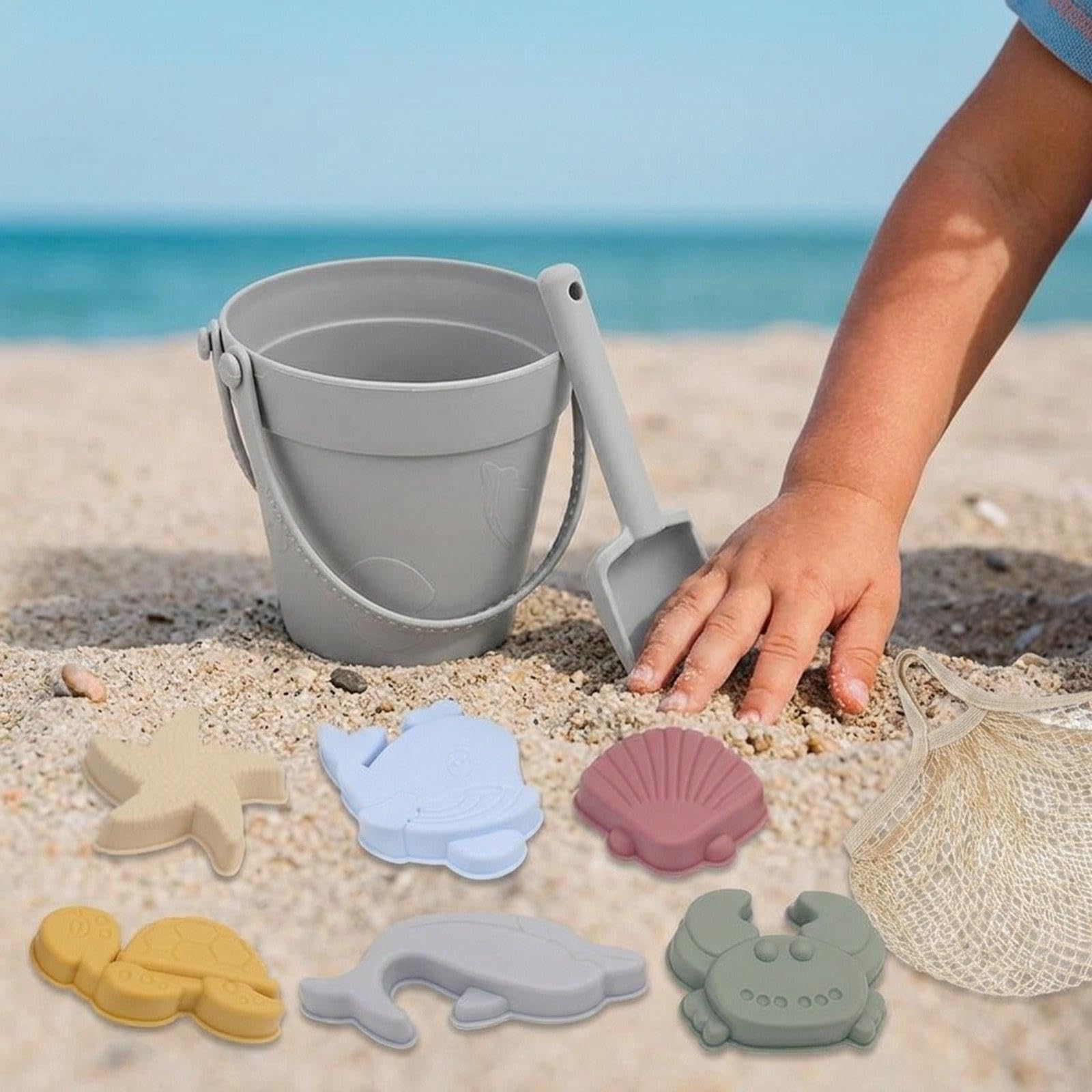 Kit de Juguetes de Playa para Niños con Cubo de Arena de Silicona, Pala, de Animales Y Bolsa de Malla. Ligero Y Ideal para a, Gris, tal como se describe