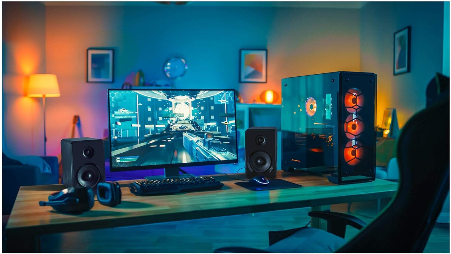 Yenkee YSP 2025 Speakers in a Desktop Setup