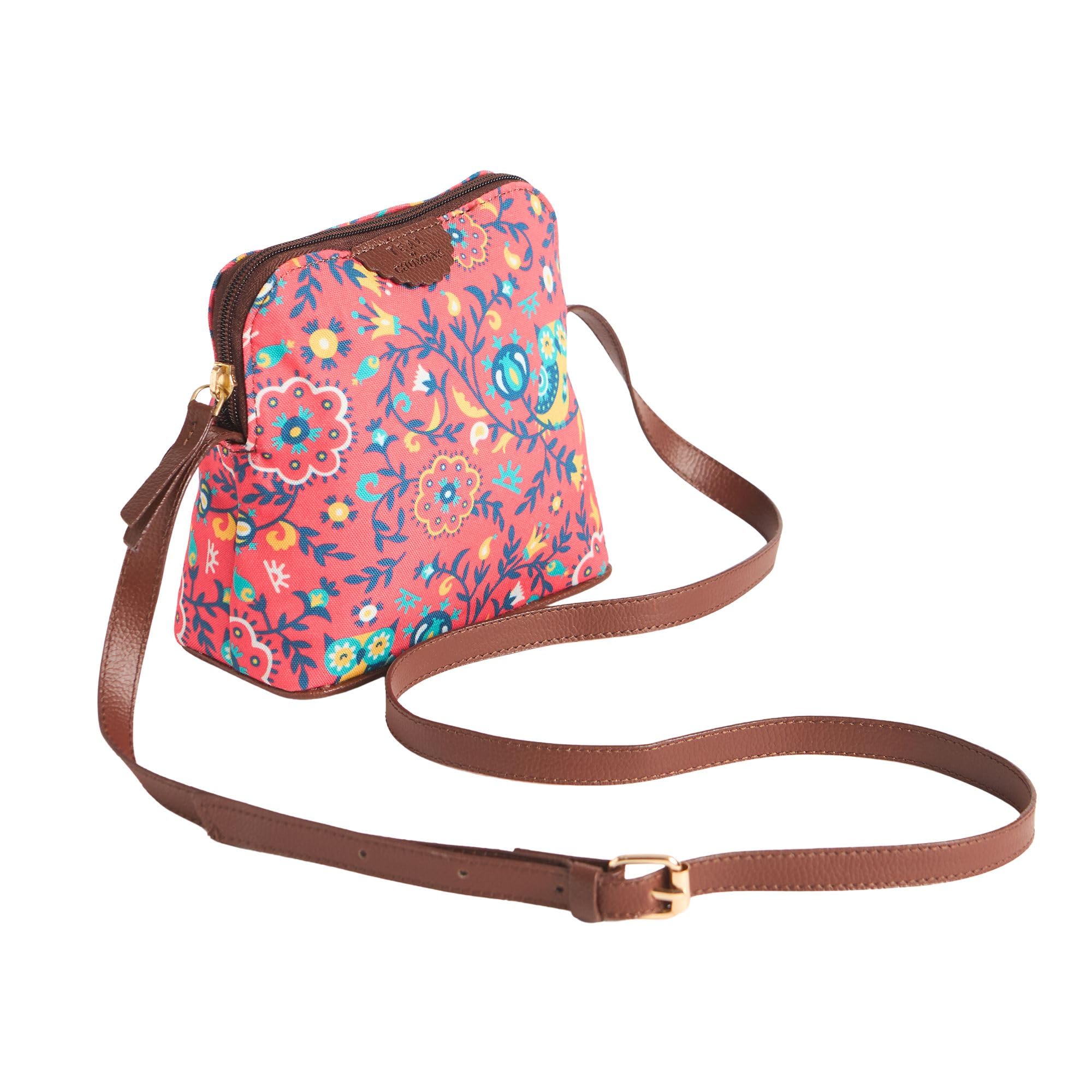 Women's Crossbody Sling Bag, Compact Polyurethane Box Bag with Zipper Closure, Stylish and Lightweight Daily Use Shoulder Bag for College, Office, Travel, and Casual Outings