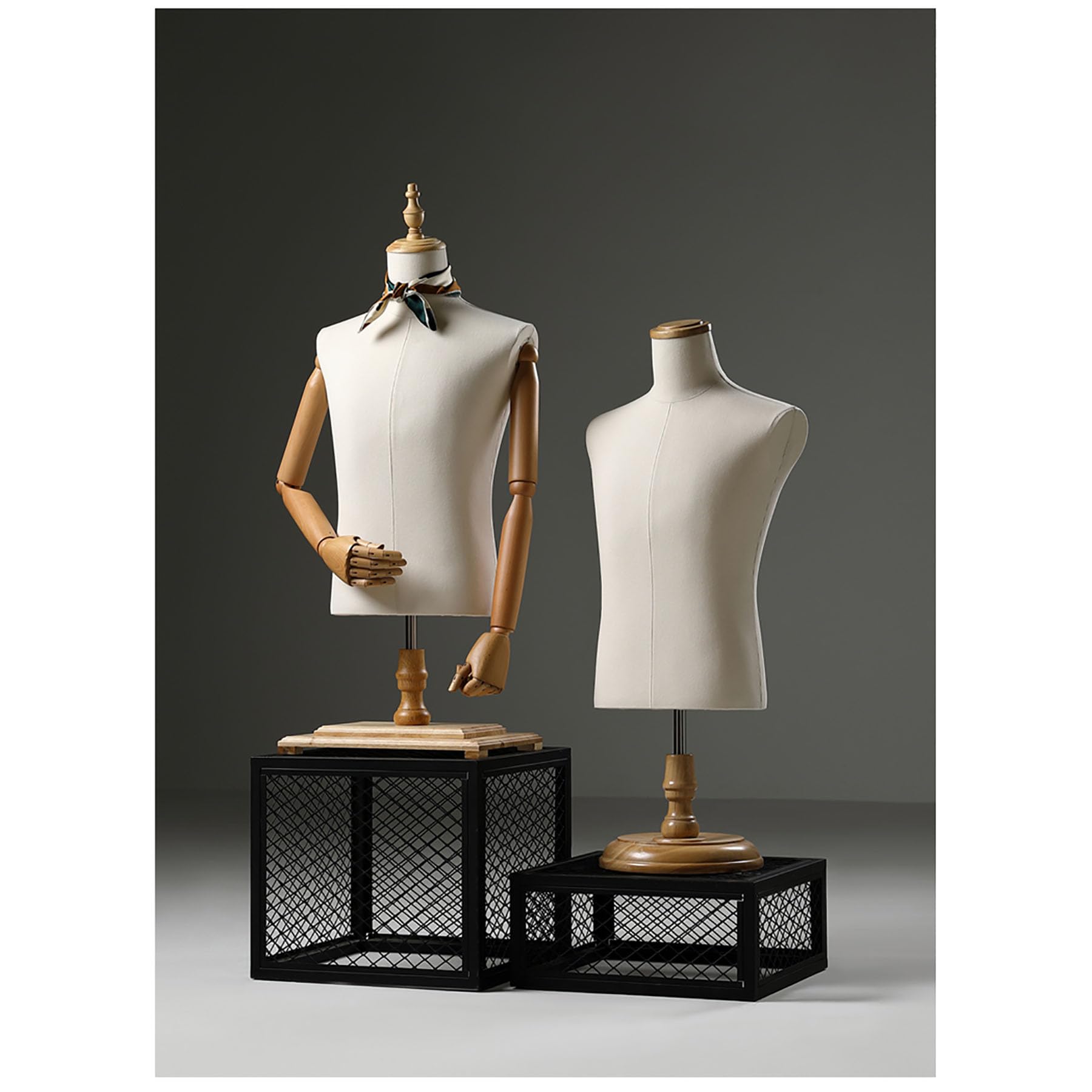 Torso Manichino da Banco Maschile, Espositore per Abbigliamento Manichino Senza Testa, con Braccia e Torso Manichino con Base in Legno per Maglioni, Magliette, Camicie,Black b2