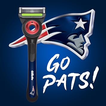 Gillette Labs Special NFL Patriots Edition Shaving Razor for Men - 1 Handle, 1 Razor Blade Refill, Perfect for Game Day Grooming, GilletteLabs with Exfoliating Bar