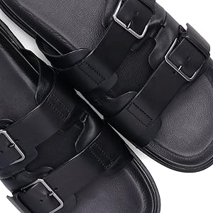 【完売必至】アグ CAPITOLA バックルスライド シンプルサンダル UGG アグ サンダル スライドサンダル メンズ CAPITOLA BUCKLE