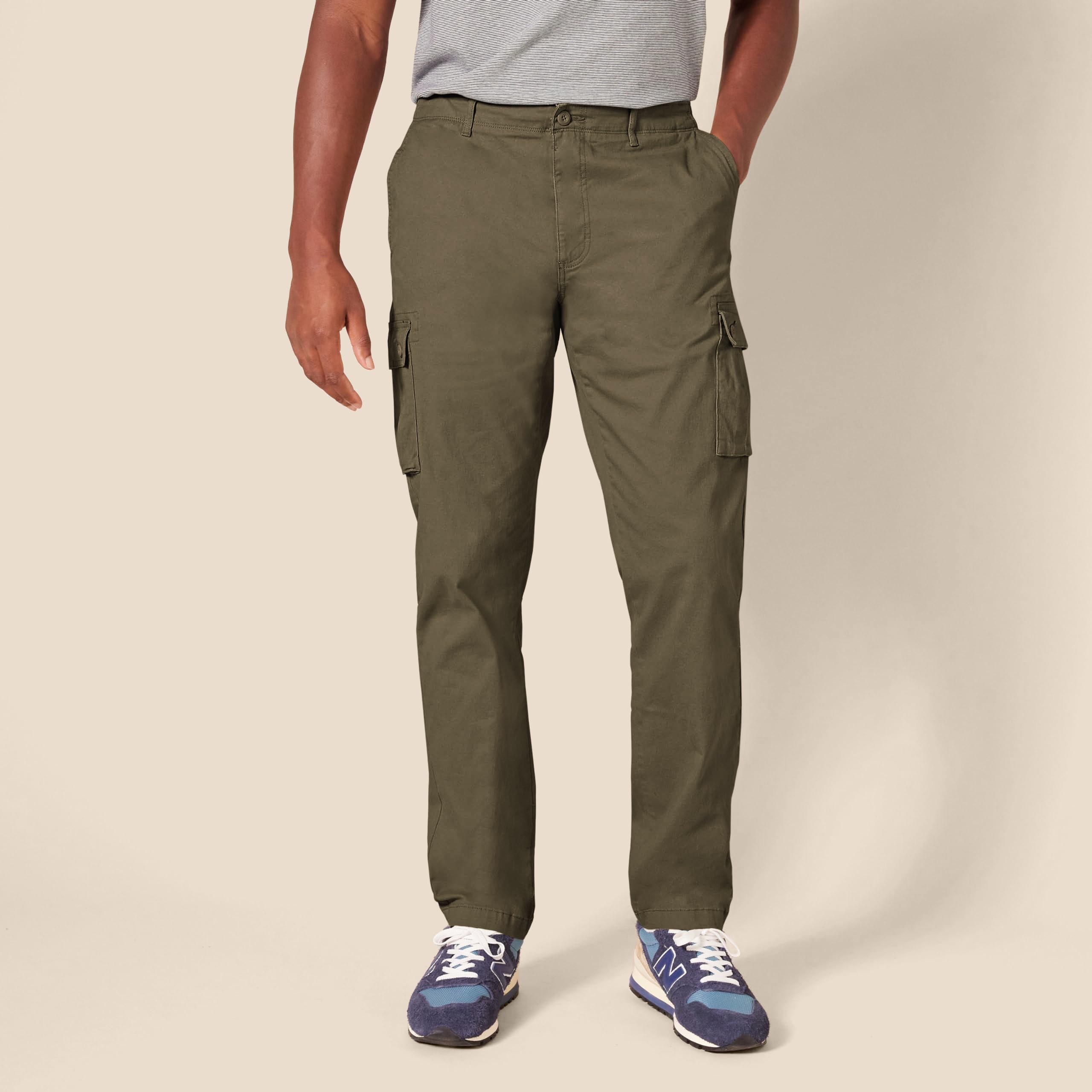 Amazon Essentials Mężczyźni Spodnie typu cargo o wąskim kroju, elastyczne (dostępne w wersji Big & Tall)