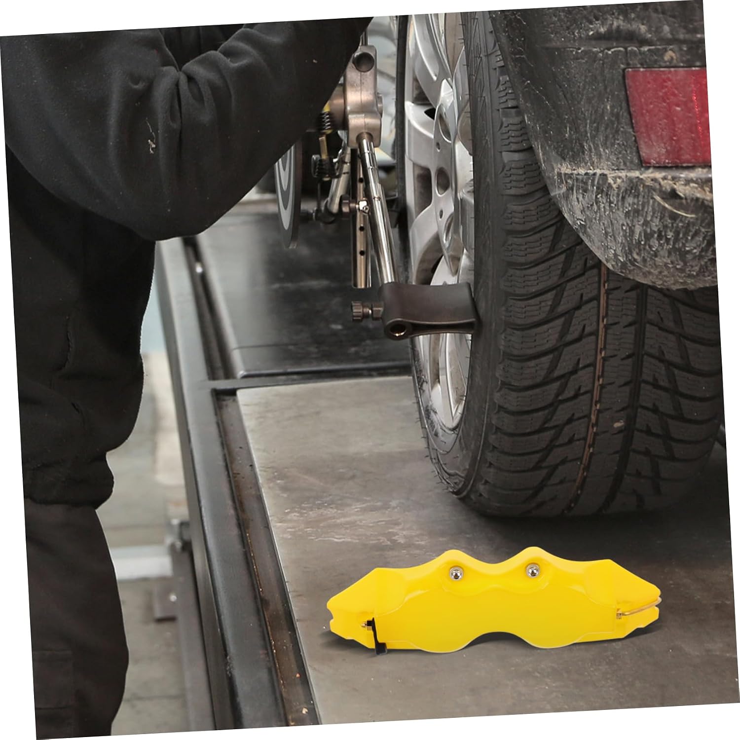 1pair Brake Caliper Cover Decorative Brake Caliper Shield for Car Wheels Easy Installation Fits Vehicles Yellow