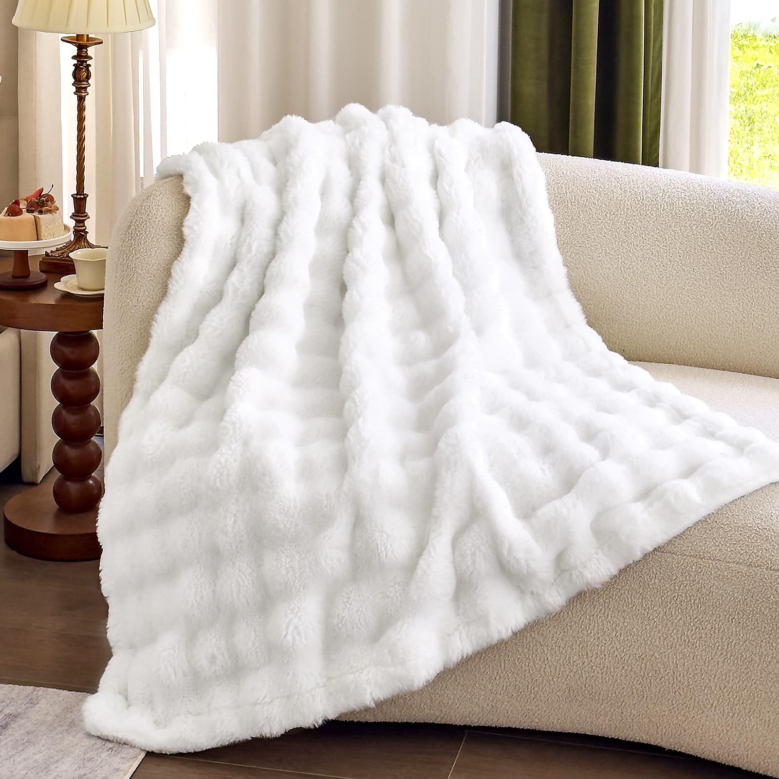 Faux Fur White Throw Blacket for Couch - Super Soft Heavy Flufyy Thick Bubble Throw Blankets for Bed Bedroom Living Room Farmhouse Sofa Chair Fall Winter Warm, 50x60 Inch