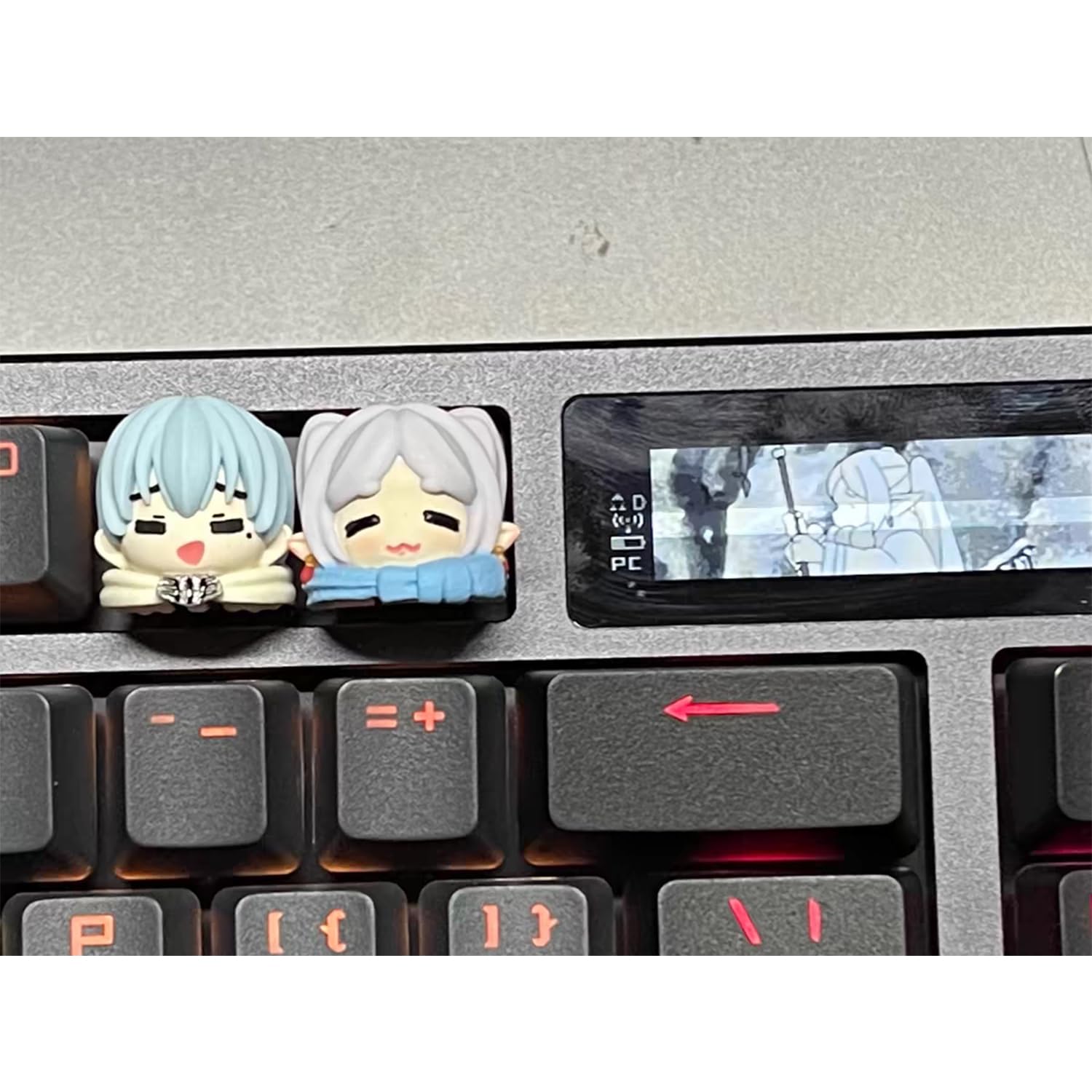 Amazon.co.jp: 葬送のフリーレン キーキャップ フリーレン フェルン