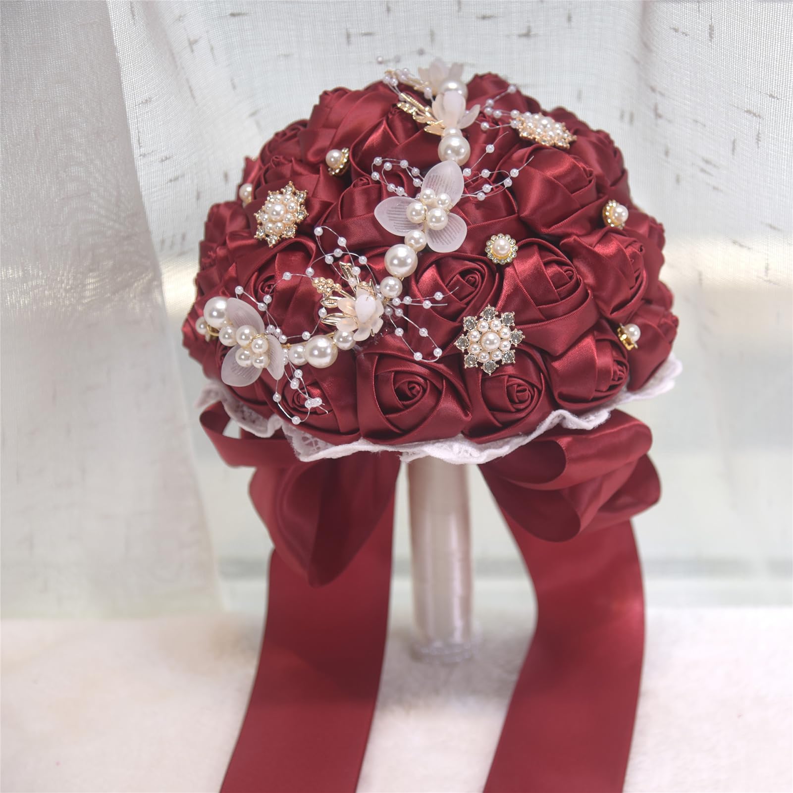 Bouquet da Sposa con Fiori Artificiali, Realizzato a Mano con Strass, Perle, Nastro, Raso, Rose, Bouquet Rotondo di Rose di Seta, Bouquet da Damigella d'Onore, Decorazione per Matrimonio.
