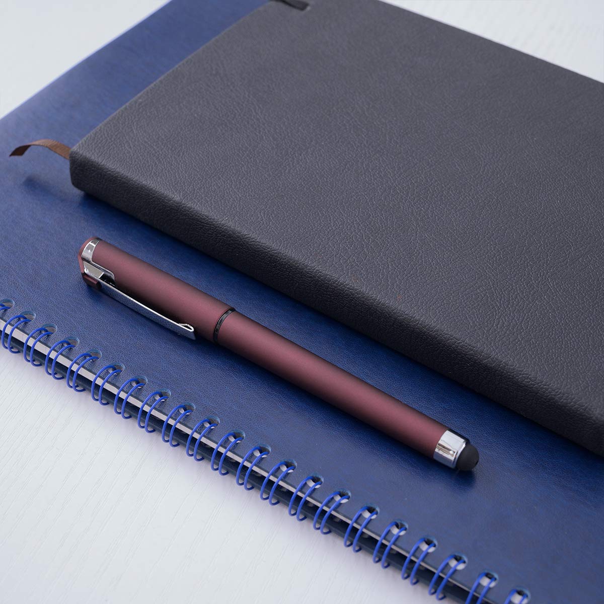 MiSiBao Lot de 18 stylos à bille 2 en 1 à pointe moyenne avec stylet pour écriture lisse pour le bureau Bordeaux